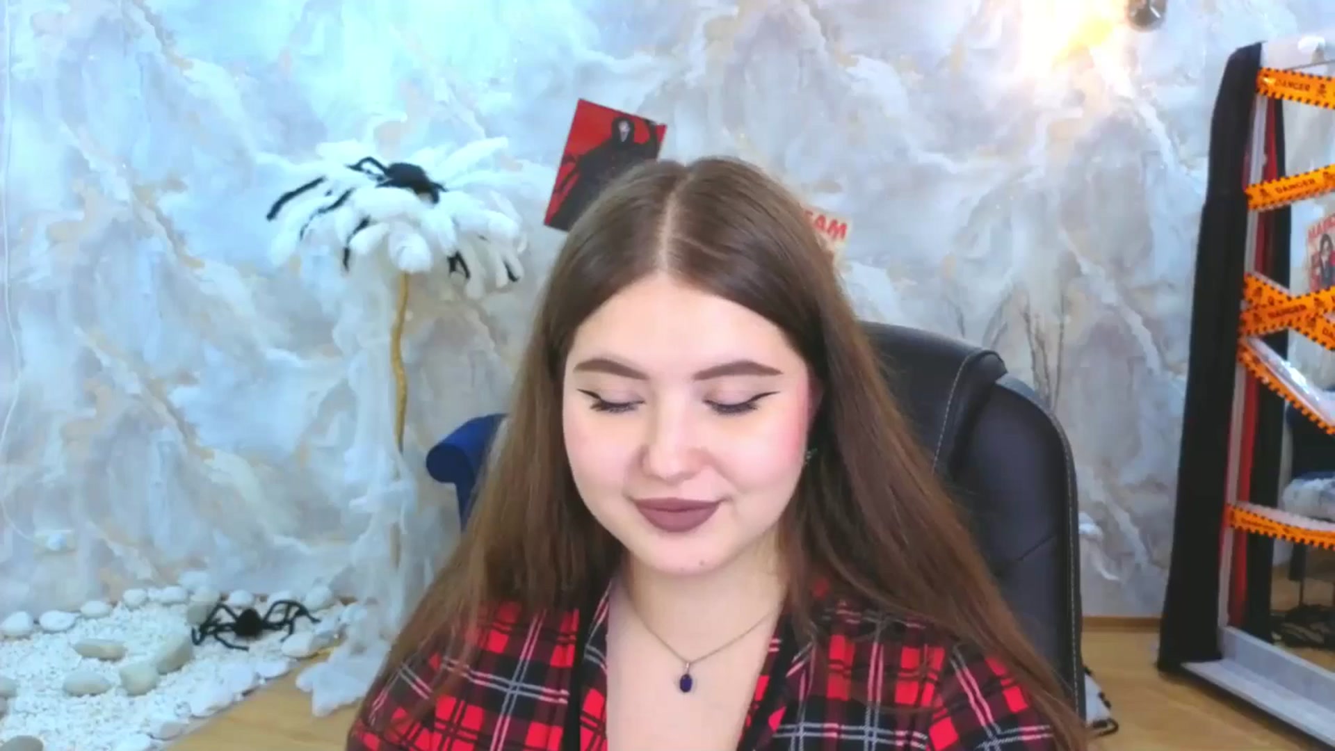 Gallery image thumbnail from EnigmaVeil's myfreecams stream on, 11/05/2025, 09:06 image 12 of 20