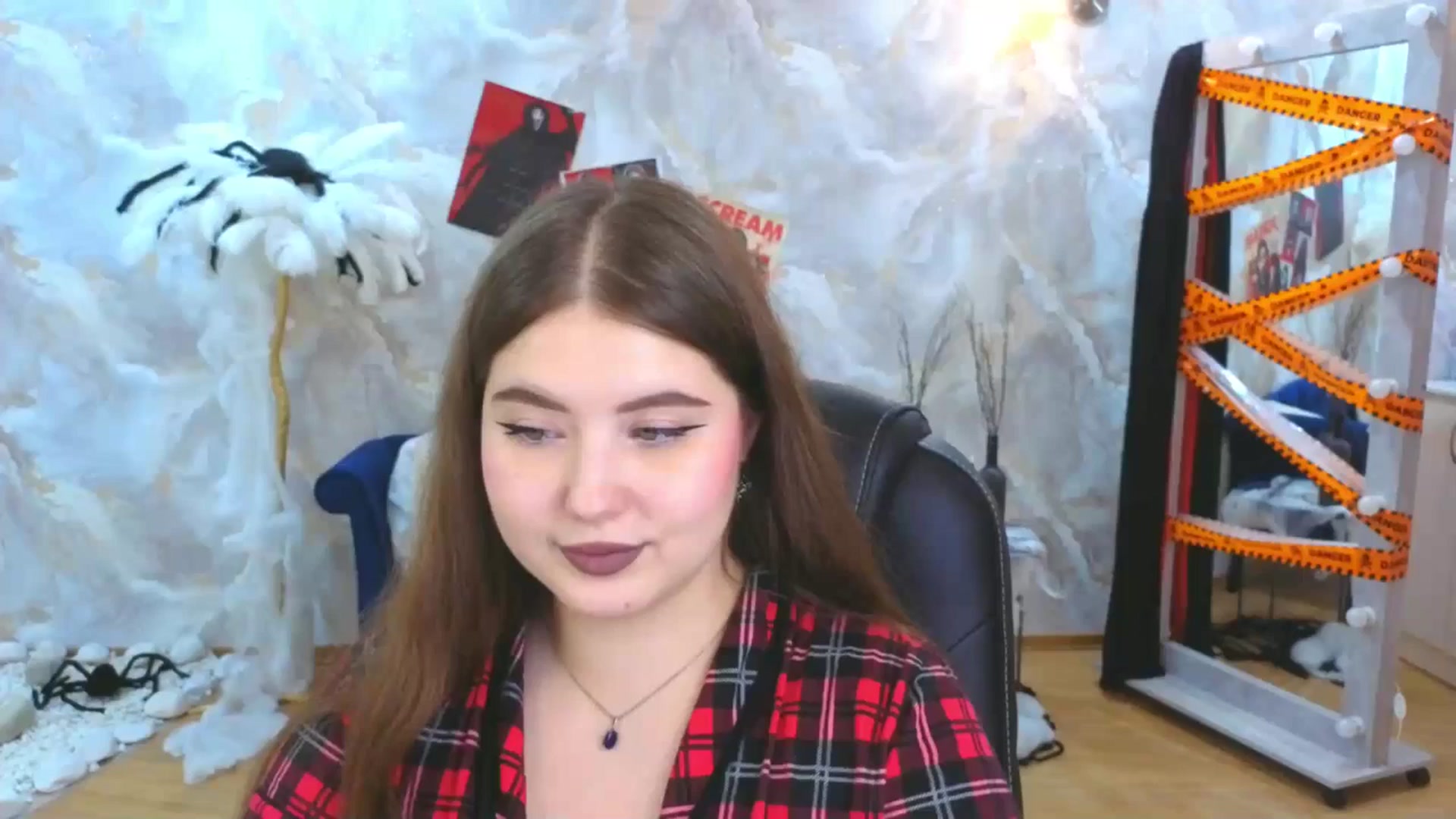 Gallery image thumbnail from EnigmaVeil's myfreecams stream on, 11/05/2025, 09:48 image 6 of 20