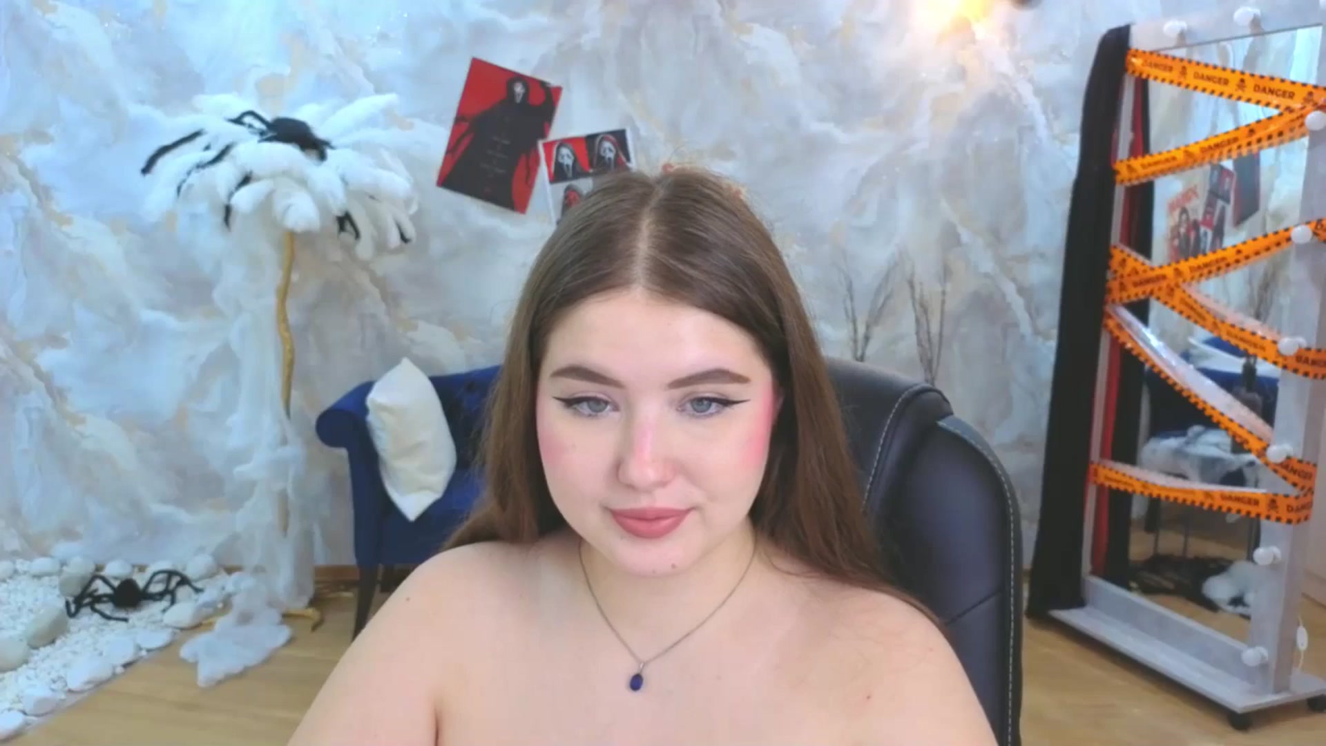 Gallery image thumbnail from EnigmaVeil's myfreecams stream on, 11/06/2025, 10:25 image 7 of 20