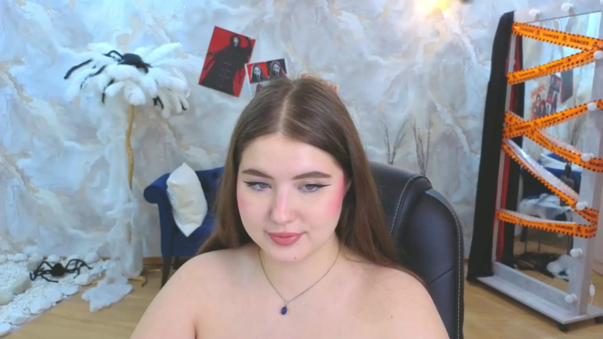 Gallery image thumbnail from EnigmaVeil's myfreecams stream on, 11/06/2025, 10:25 image 3 of 20