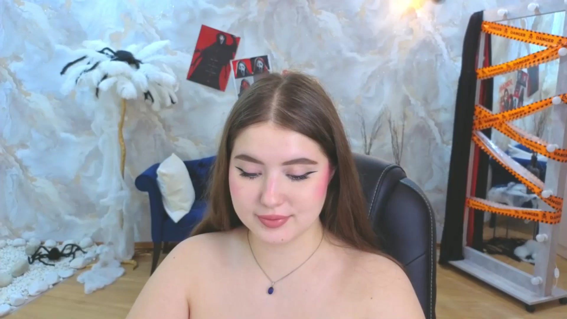 Gallery image thumbnail from EnigmaVeil's myfreecams stream on, 11/06/2025, 10:25 image 2 of 20