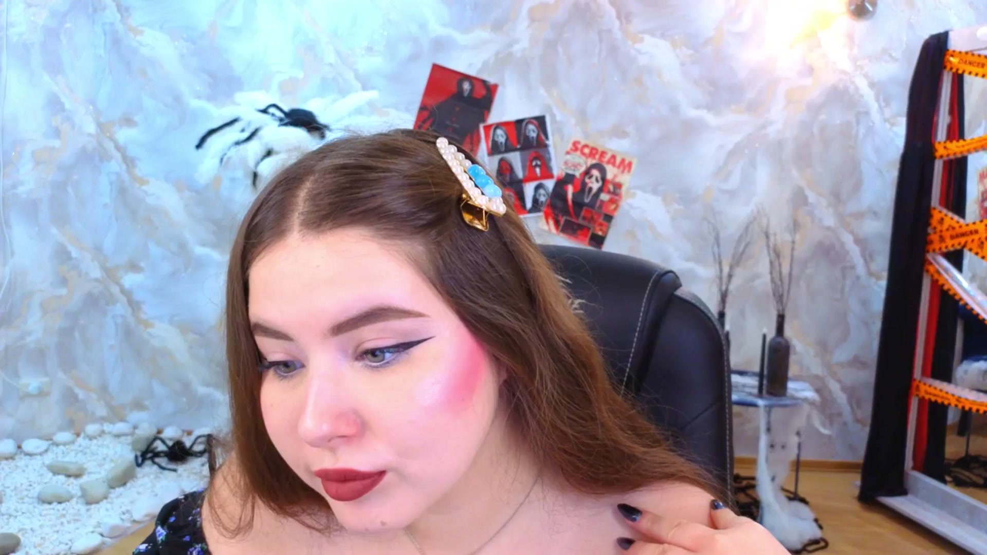 Gallery image thumbnail from EnigmaVeil's myfreecams stream on, 11/08/2025, 19:13 image 20 of 20