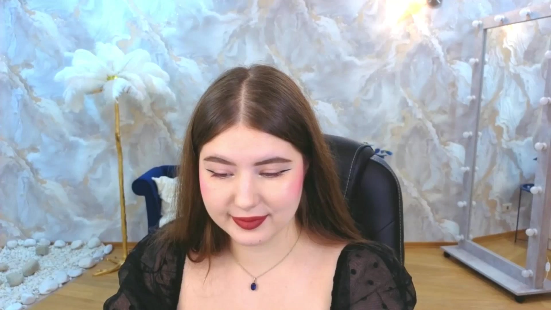 Gallery image thumbnail from EnigmaVeil's myfreecams stream on, 11/16/2025, 20:47 image 12 of 20