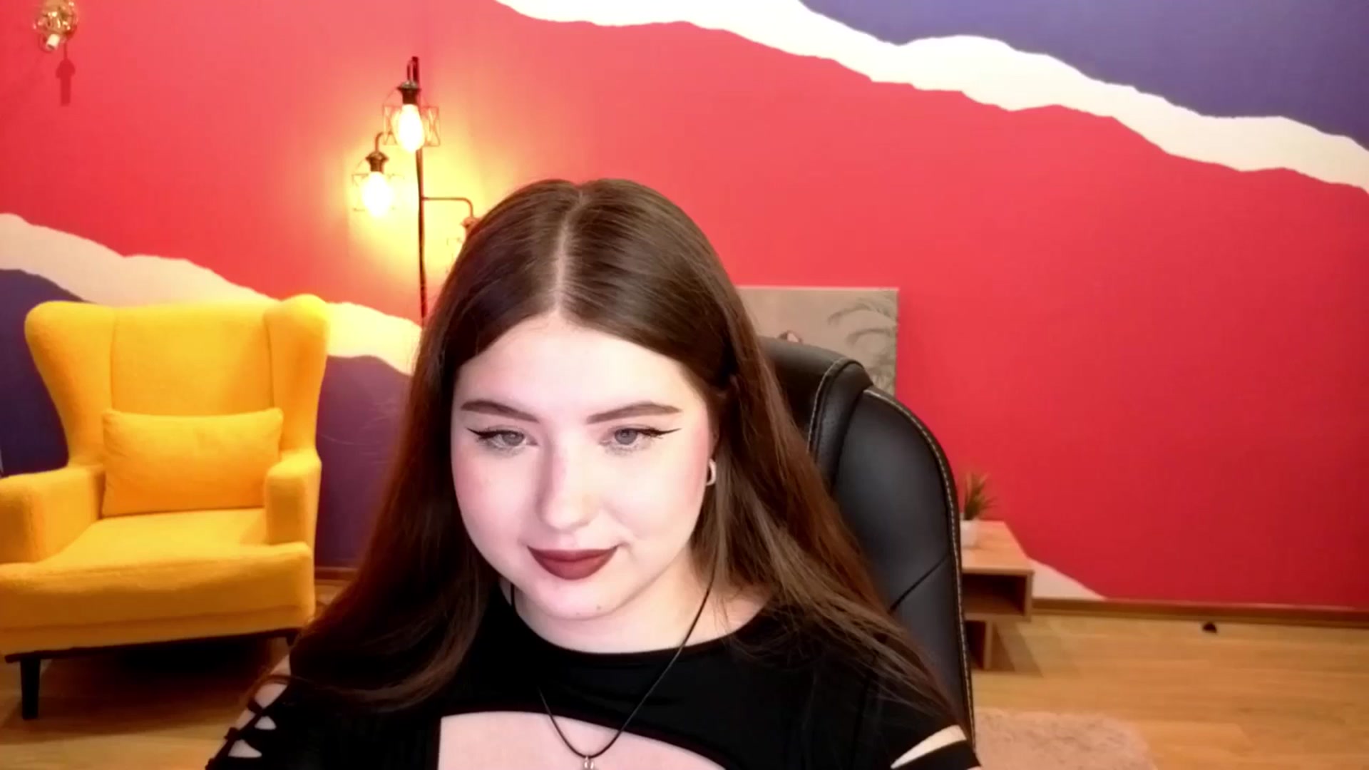 Gallery image thumbnail from EnigmaVeil's myfreecams stream on, 11/18/2025, 07:34 image 5 of 20