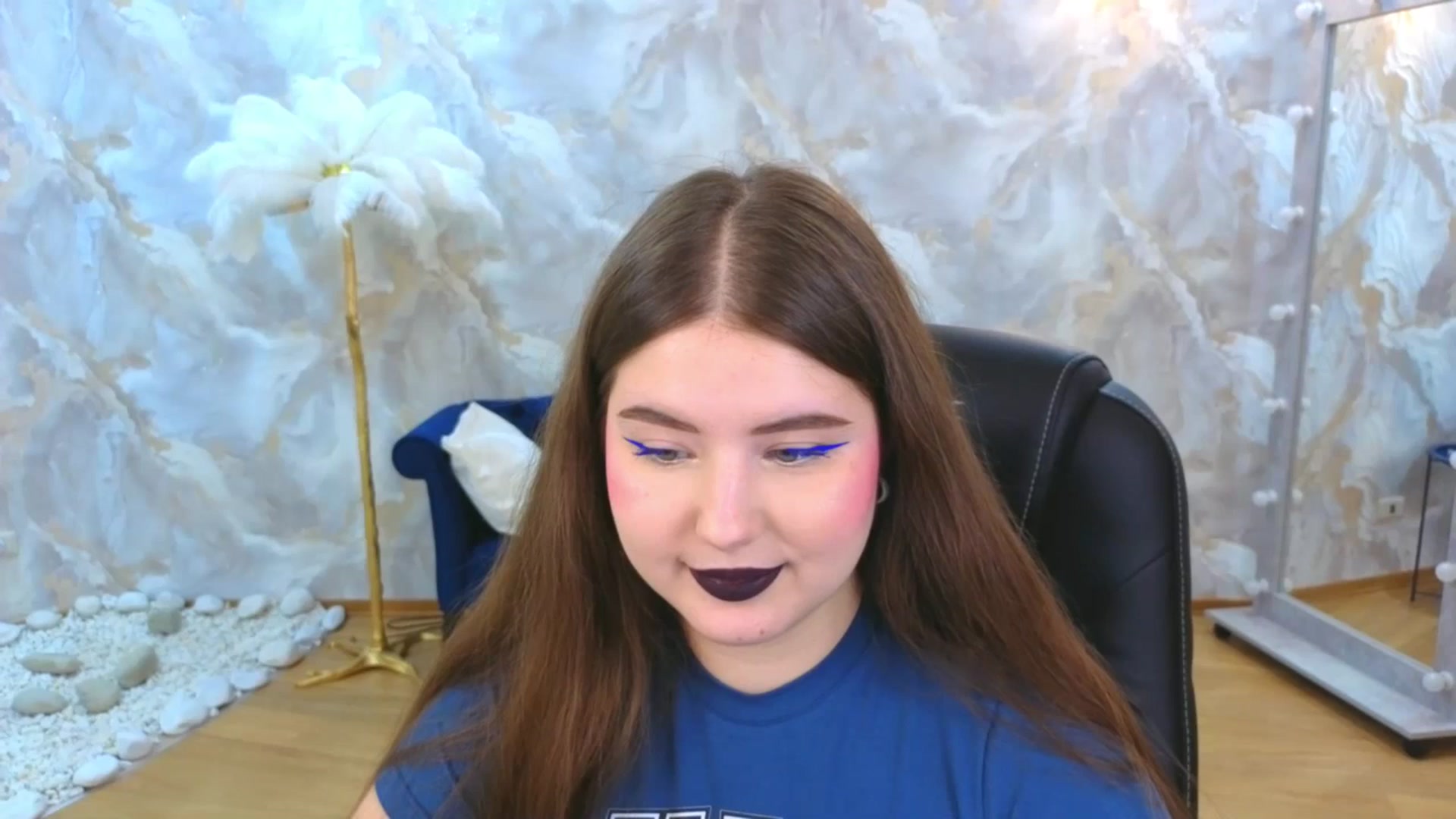Gallery image thumbnail from EnigmaVeil's myfreecams stream on, 11/19/2025, 07:11 image 16 of 20