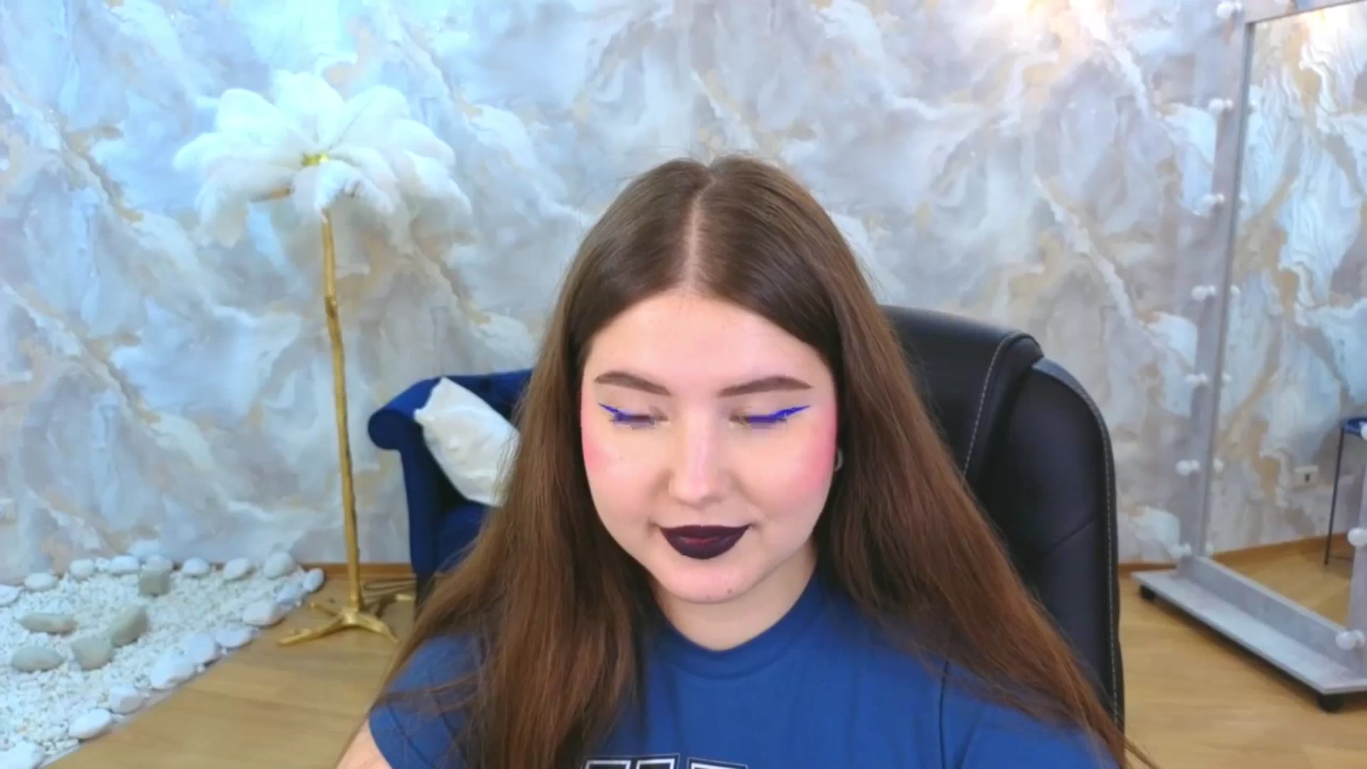 Gallery image thumbnail from EnigmaVeil's myfreecams stream on, 11/19/2025, 07:11 image 19 of 20