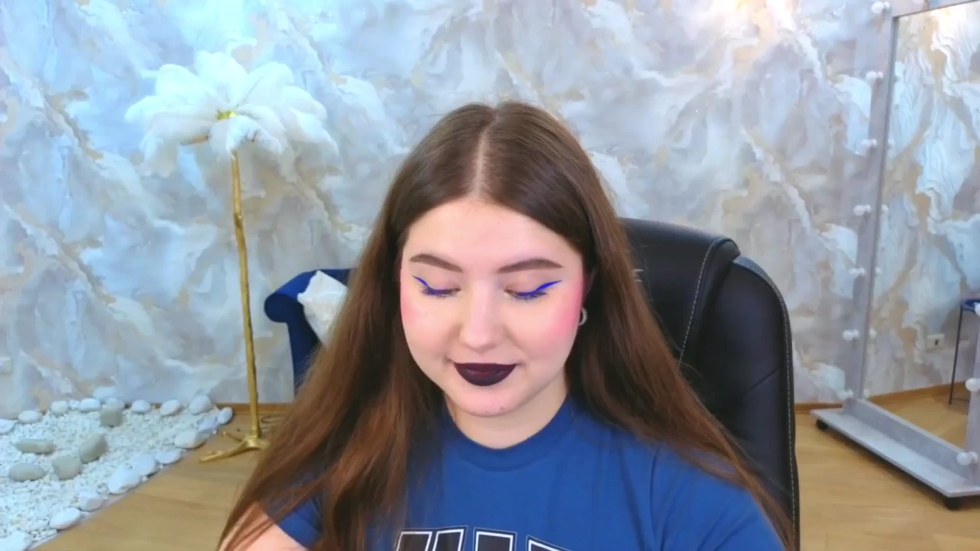 Gallery image thumbnail from EnigmaVeil's myfreecams stream on, 11/19/2025, 07:11 image 10 of 20