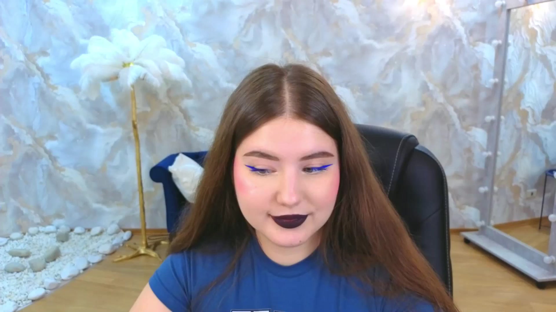 Gallery image thumbnail from EnigmaVeil's myfreecams stream on, 11/19/2025, 07:11 image 4 of 20