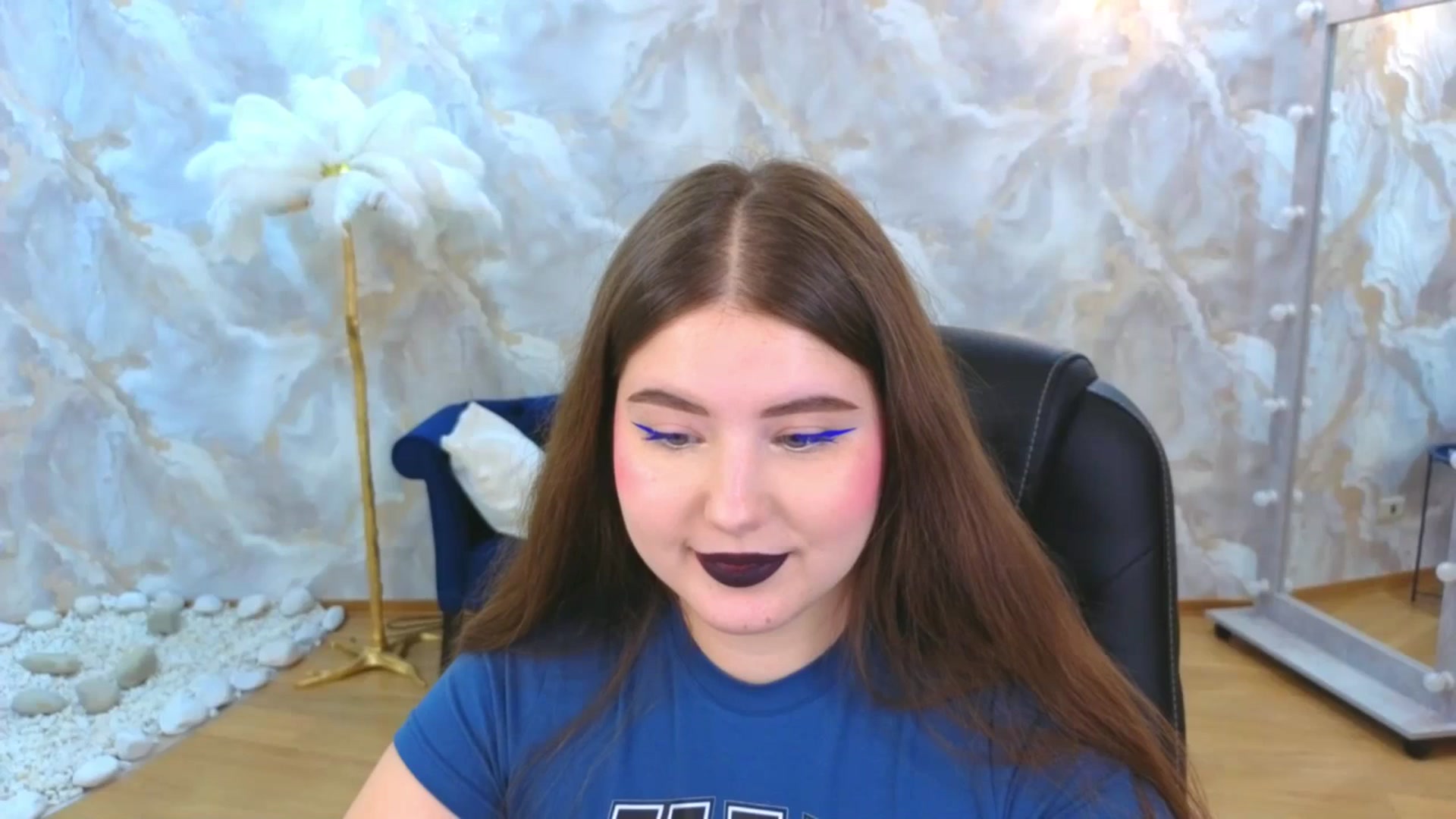 Gallery image thumbnail from EnigmaVeil's myfreecams stream on, 11/19/2025, 07:11 image 2 of 20
