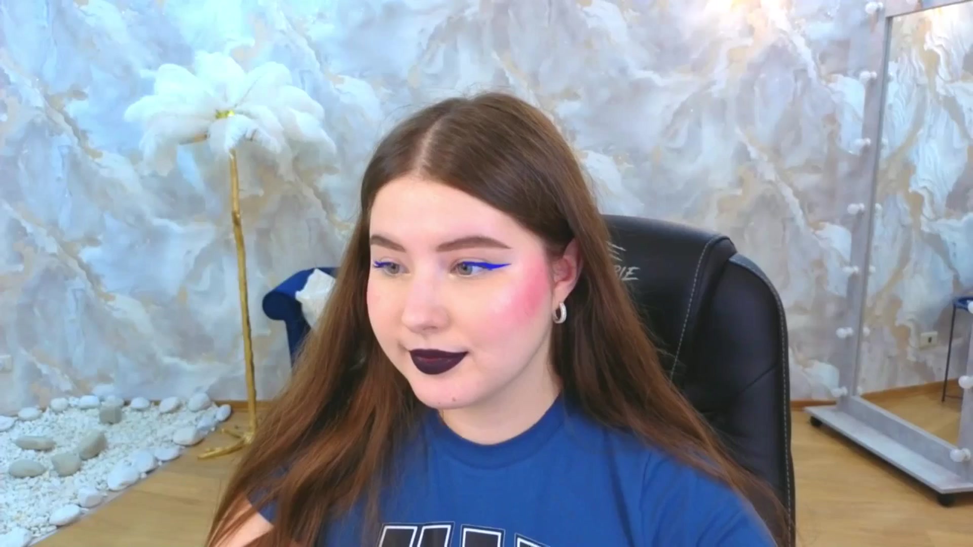 Gallery image thumbnail from EnigmaVeil's myfreecams stream on, 11/19/2025, 07:11 image 9 of 20