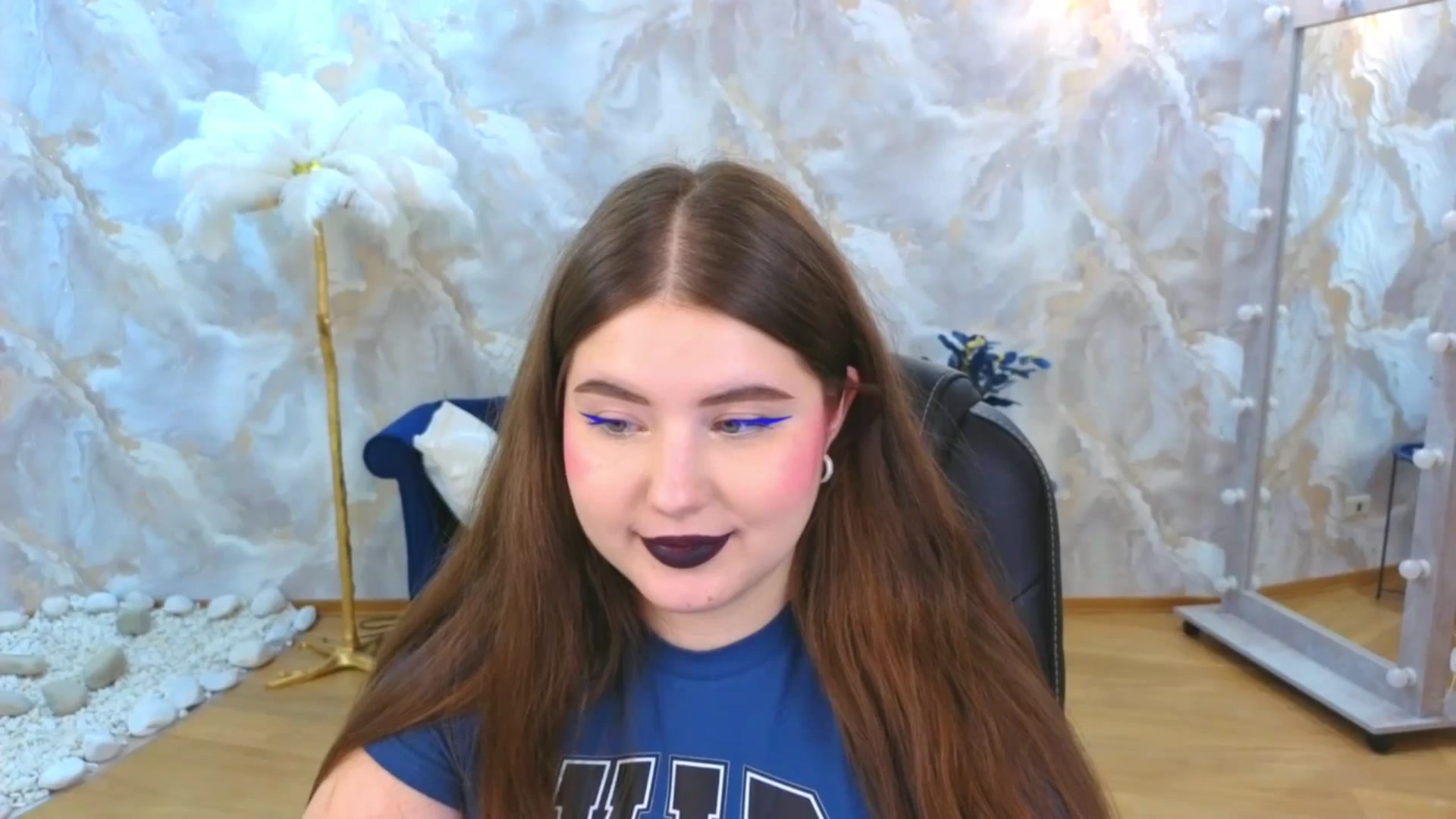 Gallery image thumbnail from EnigmaVeil's myfreecams stream on, 11/19/2025, 09:47 image 18 of 20