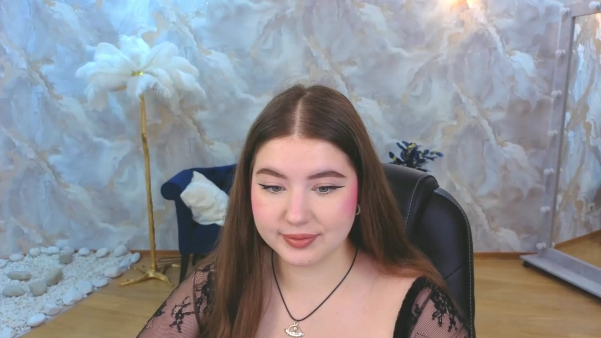 Gallery image thumbnail from EnigmaVeil's myfreecams stream on, 11/20/2025, 19:48 image 17 of 20