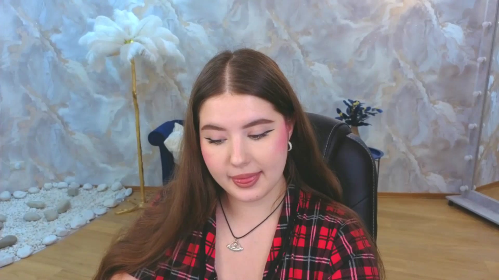 Gallery image thumbnail from EnigmaVeil's myfreecams stream on, 11/20/2025, 23:11 image 15 of 20