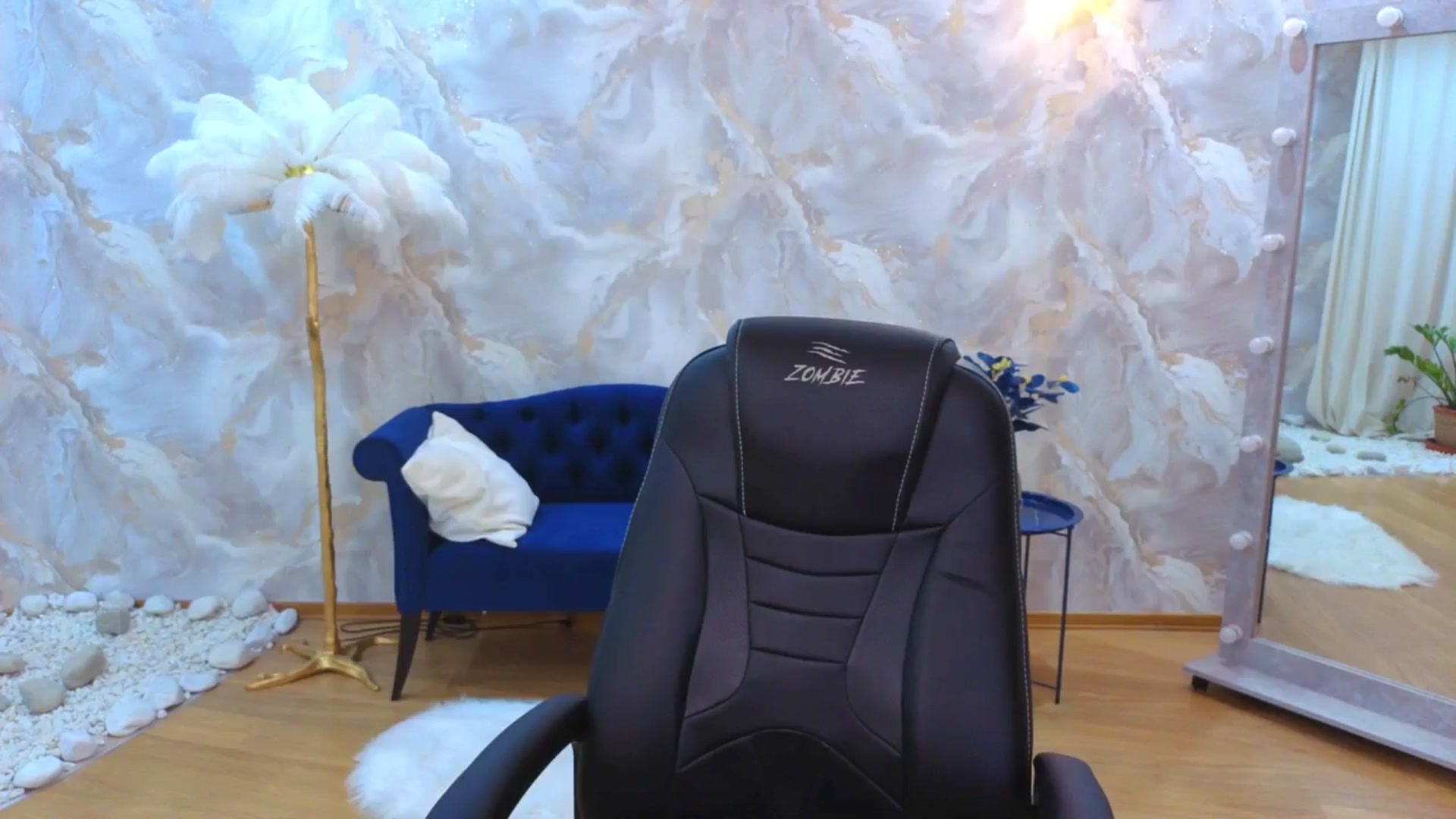 Gallery image thumbnail from EnigmaVeil's myfreecams stream on, 11/23/2025, 19:36 image 17 of 20