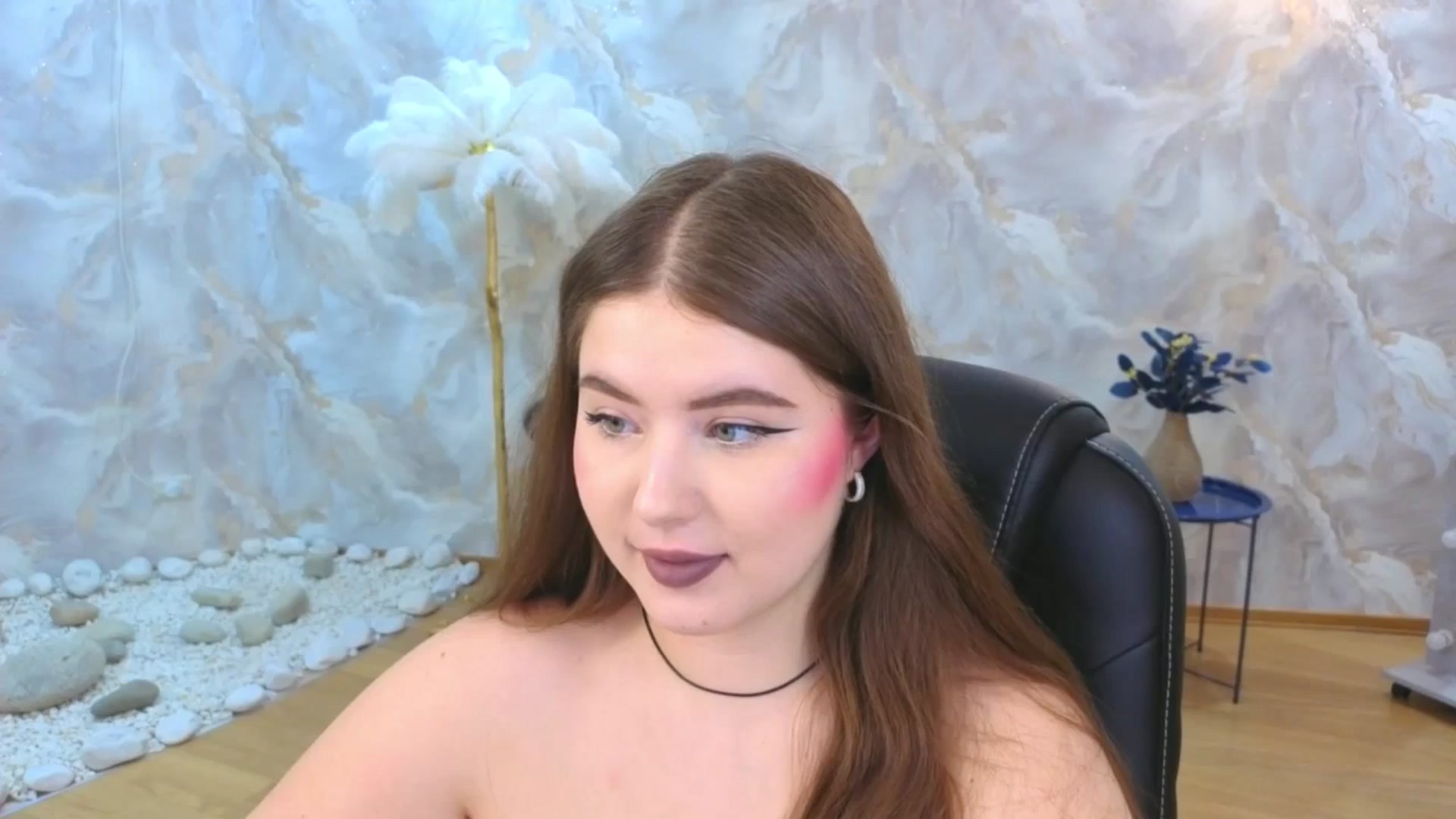 Gallery image thumbnail from EnigmaVeil's myfreecams stream on, 11/23/2025, 23:36 image 17 of 20