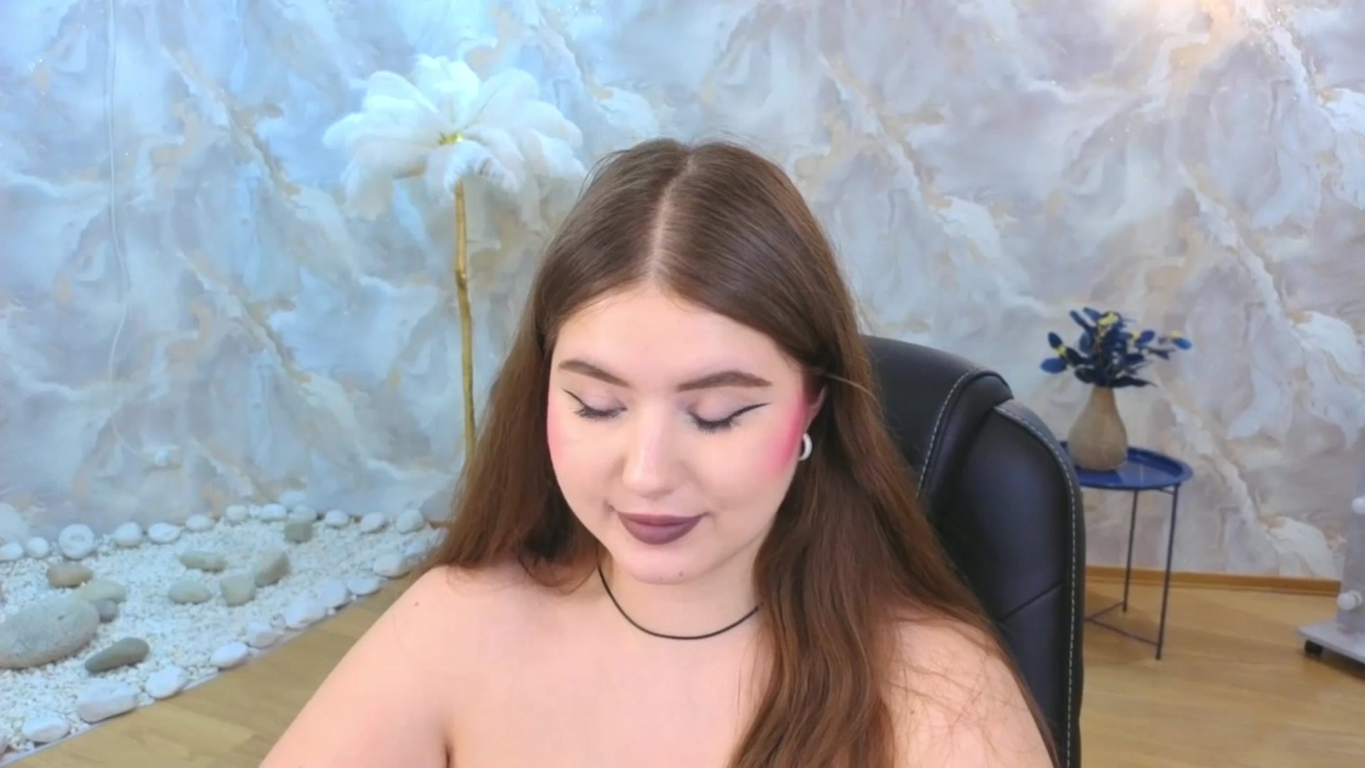 Gallery image thumbnail from EnigmaVeil's myfreecams stream on, 11/23/2025, 23:36 image 16 of 20