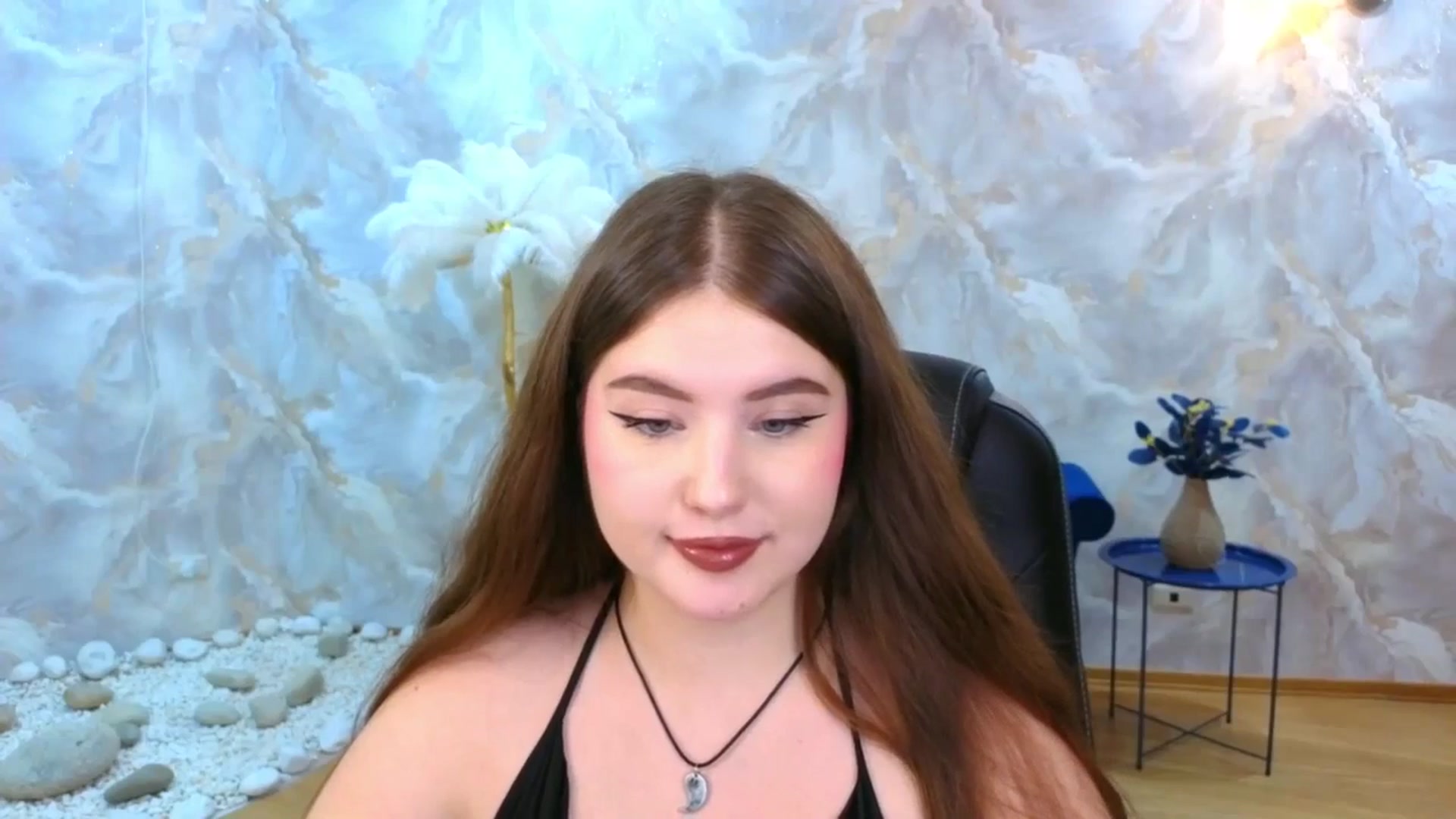 Gallery image thumbnail from EnigmaVeil's myfreecams stream on, 11/27/2025, 09:25 image 9 of 20