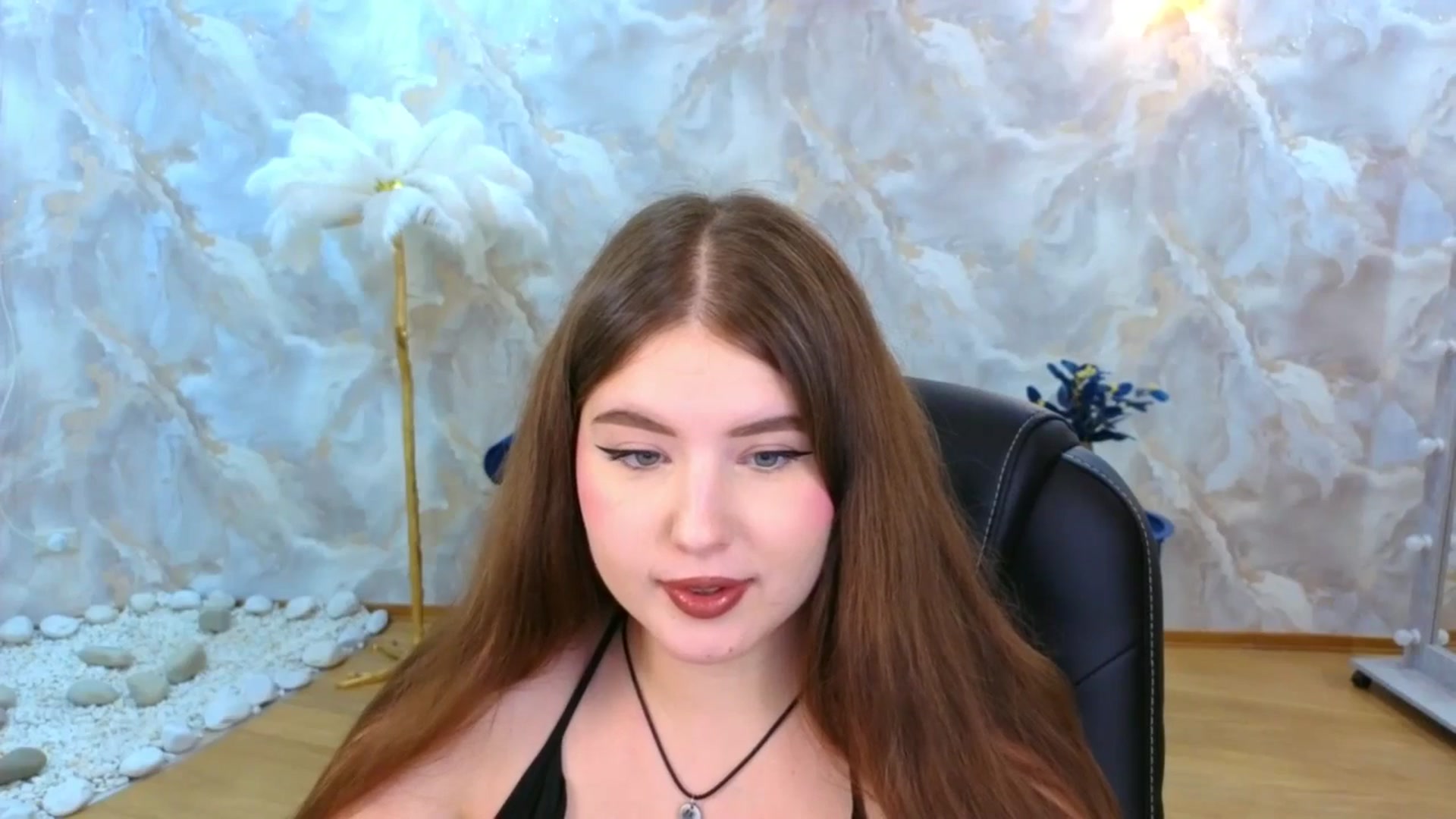 Gallery image thumbnail from EnigmaVeil's myfreecams stream on, 11/27/2025, 09:25 image 16 of 20