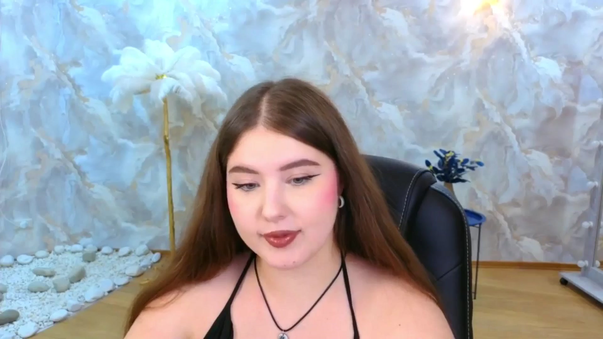 Gallery image thumbnail from EnigmaVeil's myfreecams stream on, 11/27/2025, 09:25 image 15 of 20