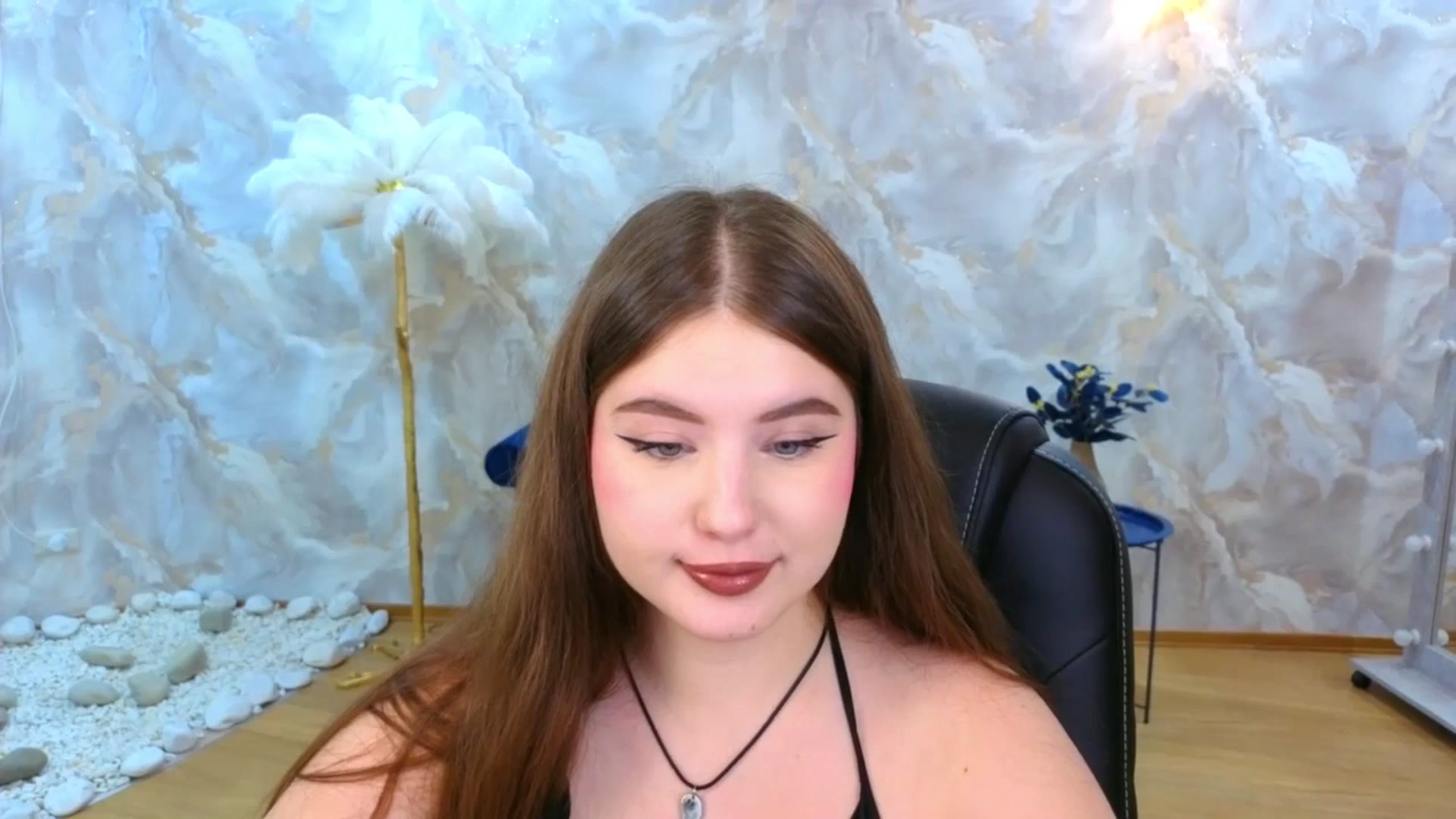 Gallery image thumbnail from EnigmaVeil's myfreecams stream on, 11/27/2025, 09:25 image 13 of 20