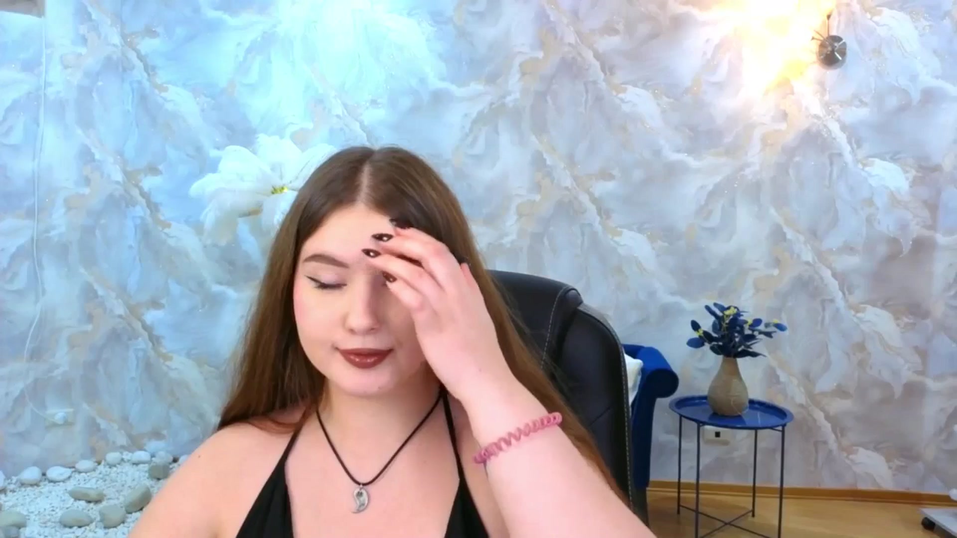 Gallery image thumbnail from EnigmaVeil's myfreecams stream on, 11/27/2025, 09:25 image 4 of 20