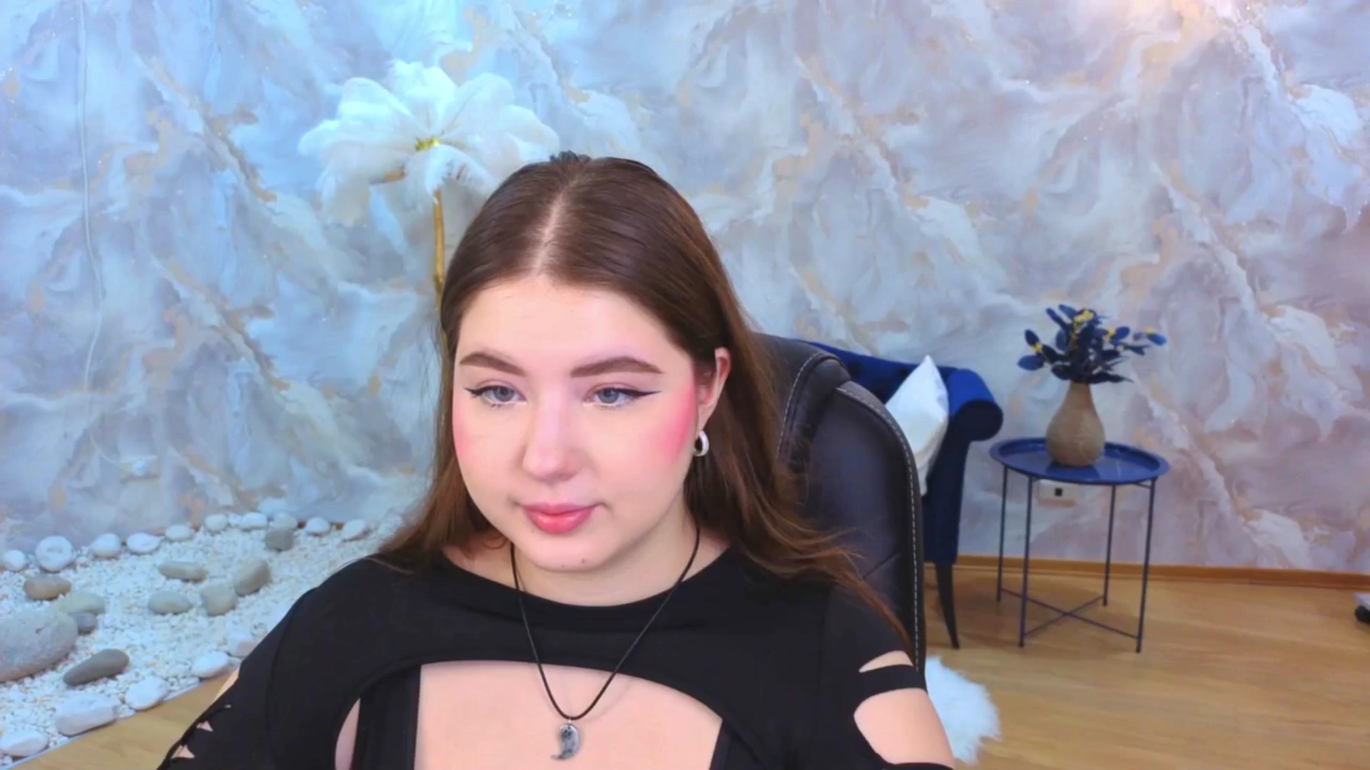 Gallery image thumbnail from EnigmaVeil's myfreecams stream on, 11/30/2025, 03:28 image 1 of 20