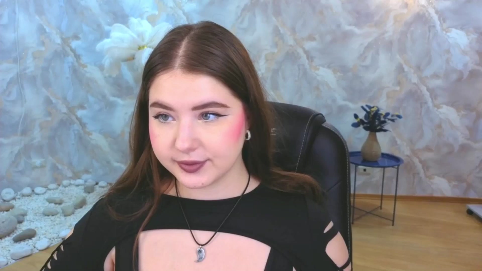Gallery image thumbnail from EnigmaVeil's myfreecams stream on, 11/30/2025, 03:28 image 19 of 20
