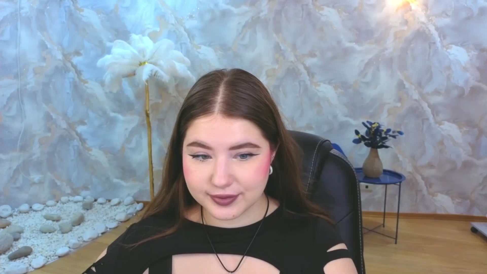 Gallery image thumbnail from EnigmaVeil's myfreecams stream on, 11/30/2025, 03:28 image 14 of 20