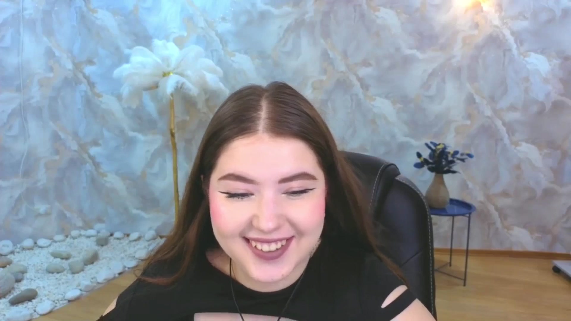 Gallery image thumbnail from EnigmaVeil's myfreecams stream on, 11/30/2025, 03:28 image 13 of 20