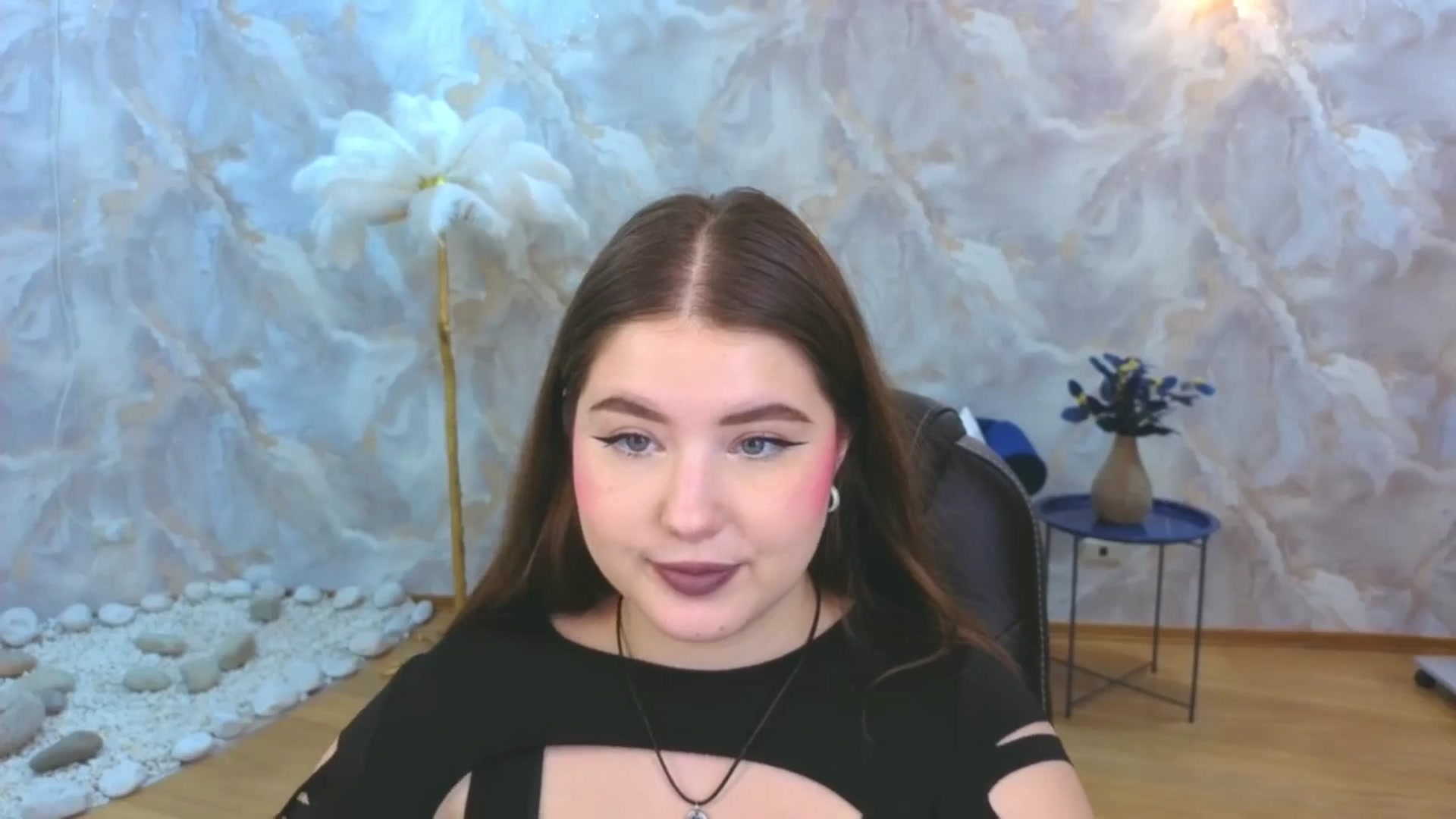 Gallery image thumbnail from EnigmaVeil's myfreecams stream on, 11/30/2025, 02:44 image 4 of 20