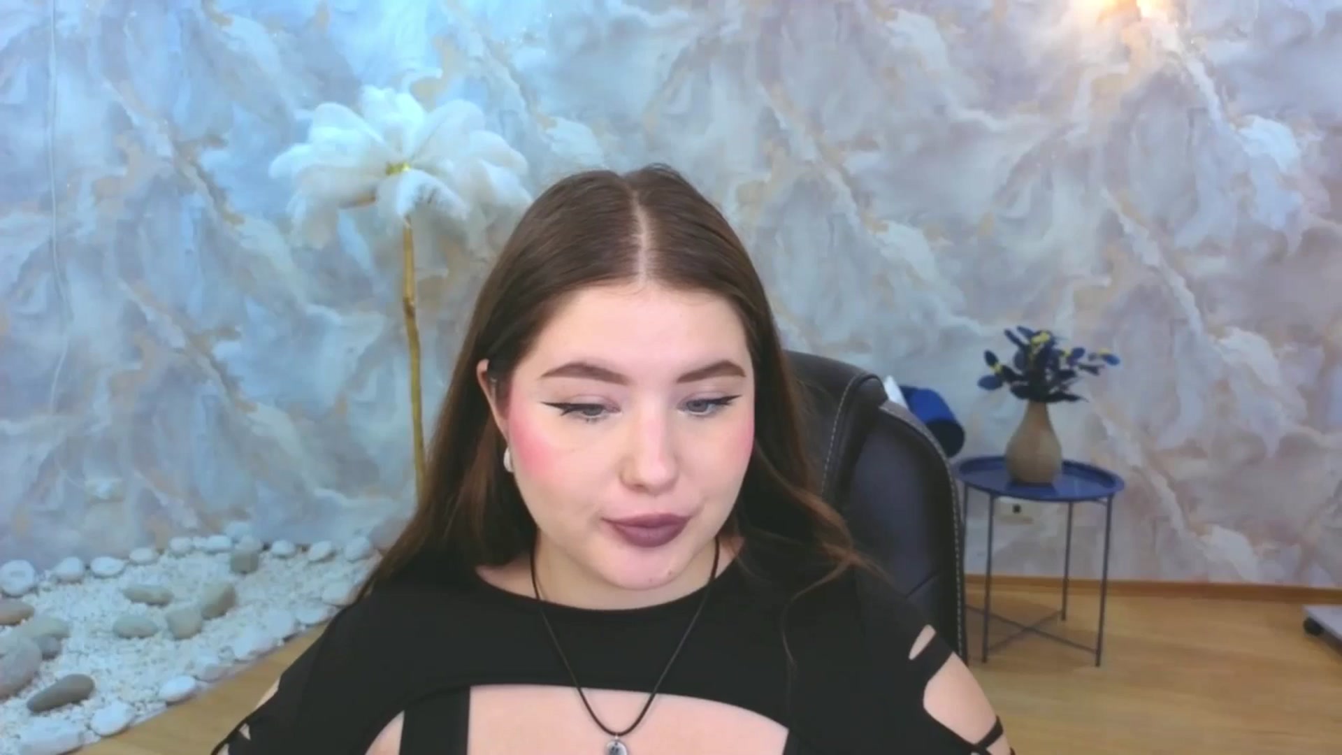 Gallery image thumbnail from EnigmaVeil's myfreecams stream on, 11/30/2025, 02:44 image 3 of 20