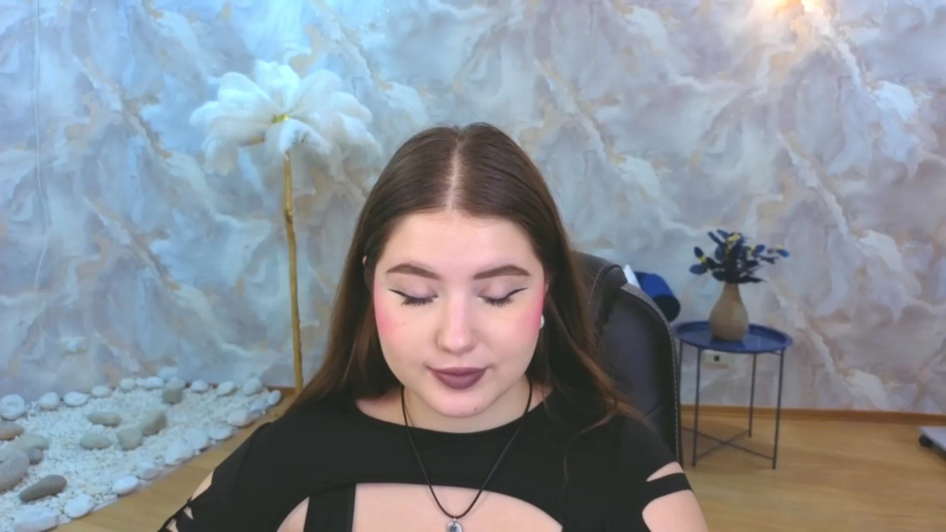 Gallery image thumbnail from EnigmaVeil's myfreecams stream on, 11/30/2025, 02:44 image 1 of 20