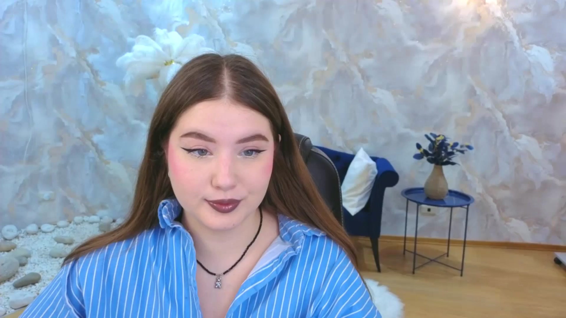 Gallery image thumbnail from EnigmaVeil's myfreecams stream on, 12/05/2025, 19:39 image 12 of 20