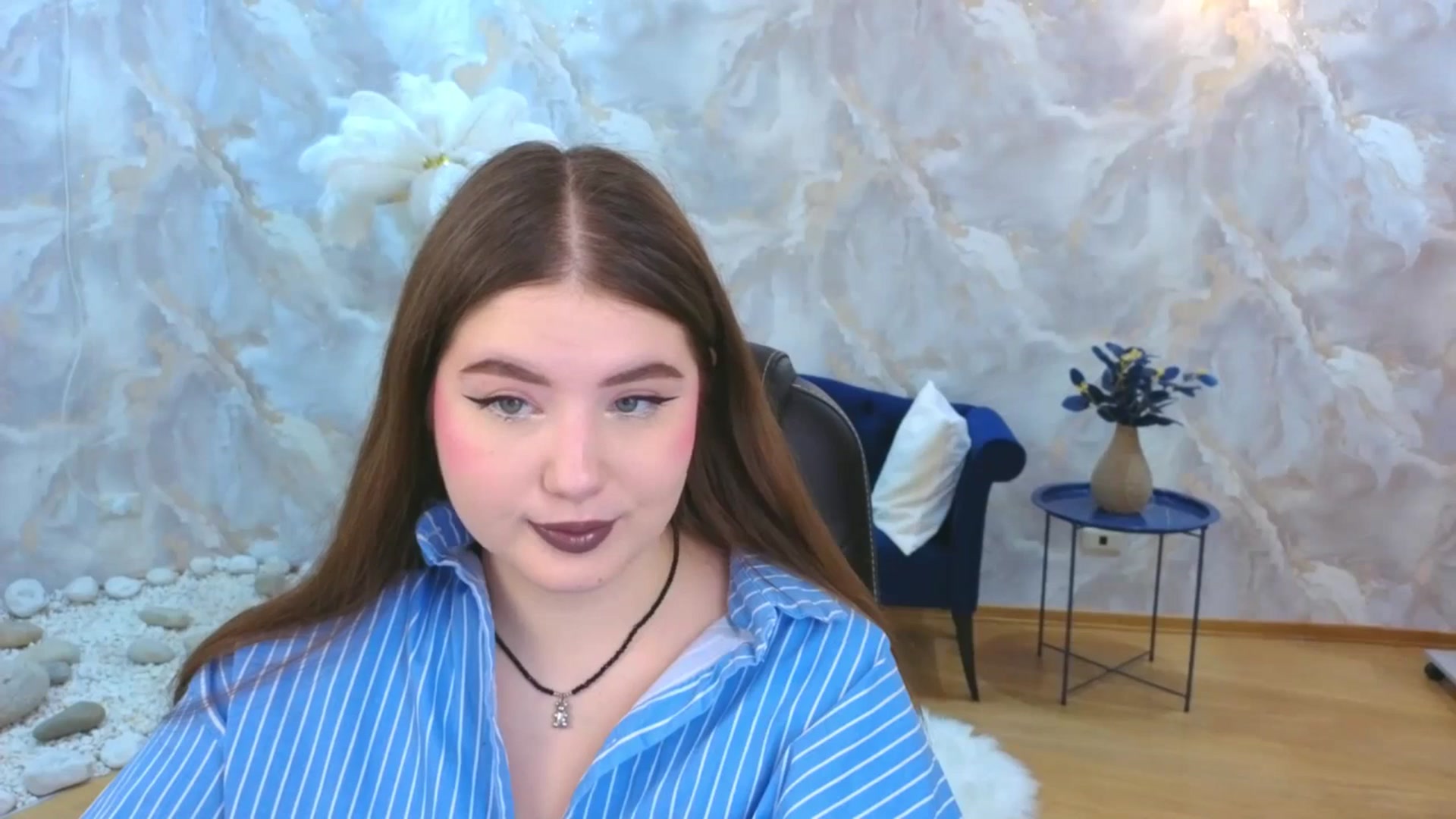 Gallery image thumbnail from EnigmaVeil's myfreecams stream on, 12/05/2025, 19:39 image 13 of 20