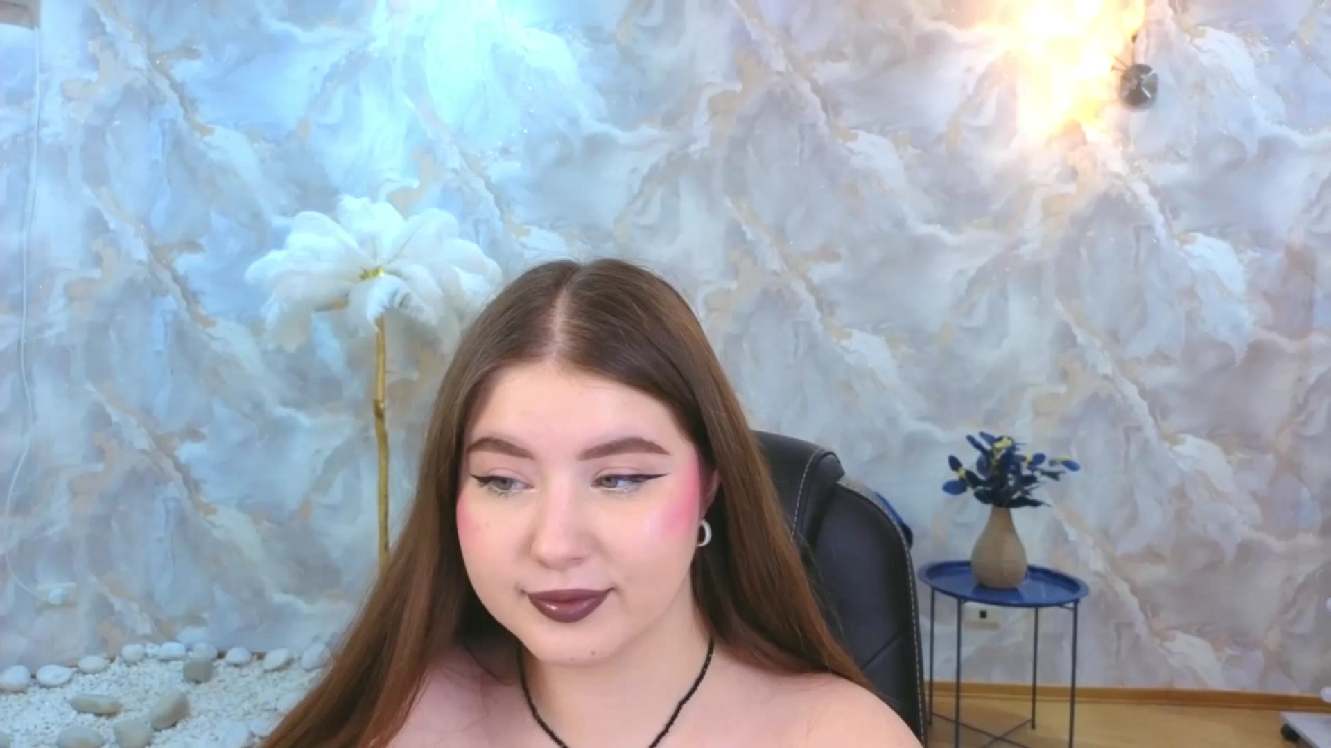 Gallery image thumbnail from EnigmaVeil's myfreecams stream on, 12/05/2025, 21:47 image 2 of 20