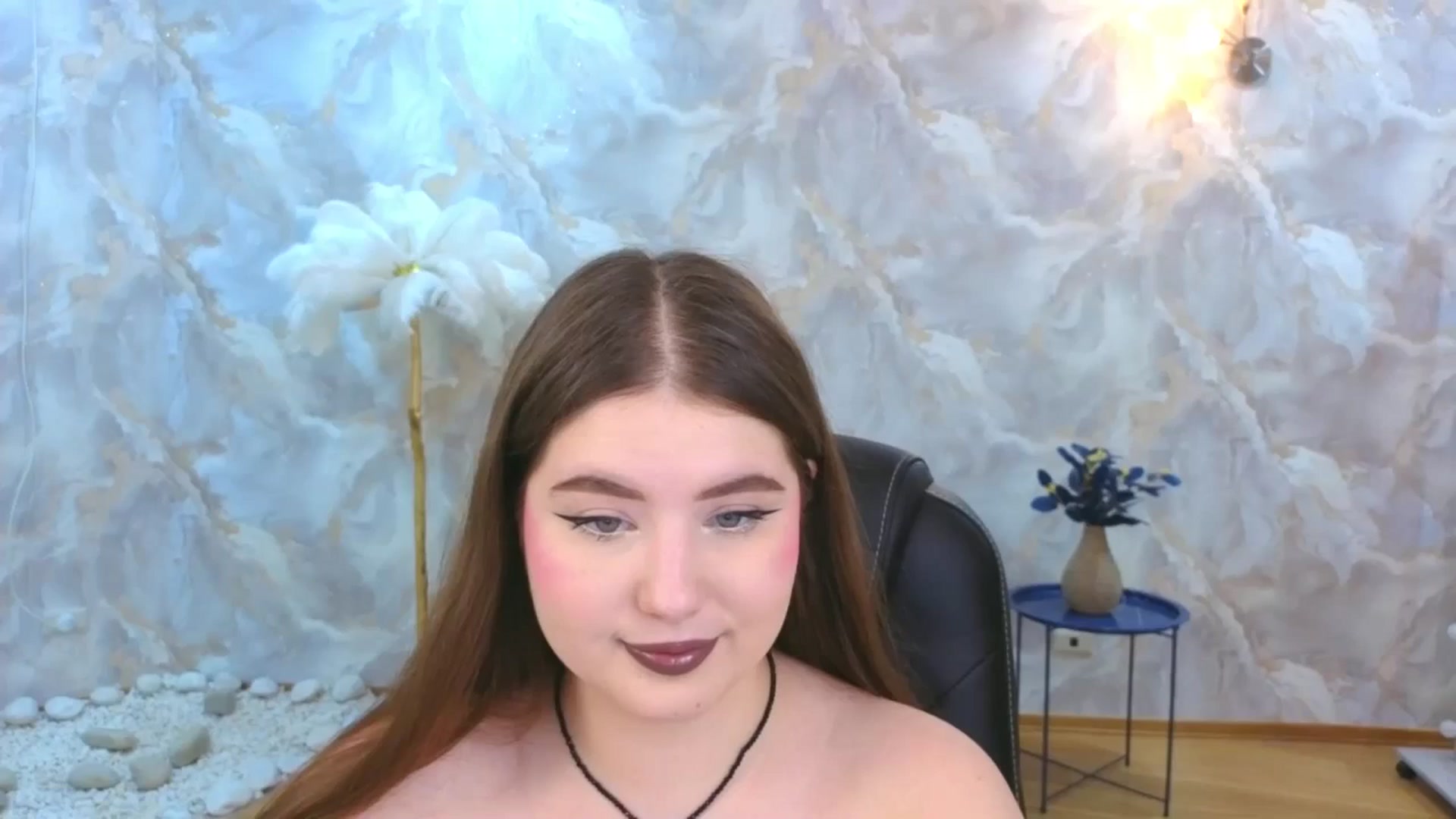 Gallery image thumbnail from EnigmaVeil's myfreecams stream on, 12/05/2025, 21:47 image 14 of 20