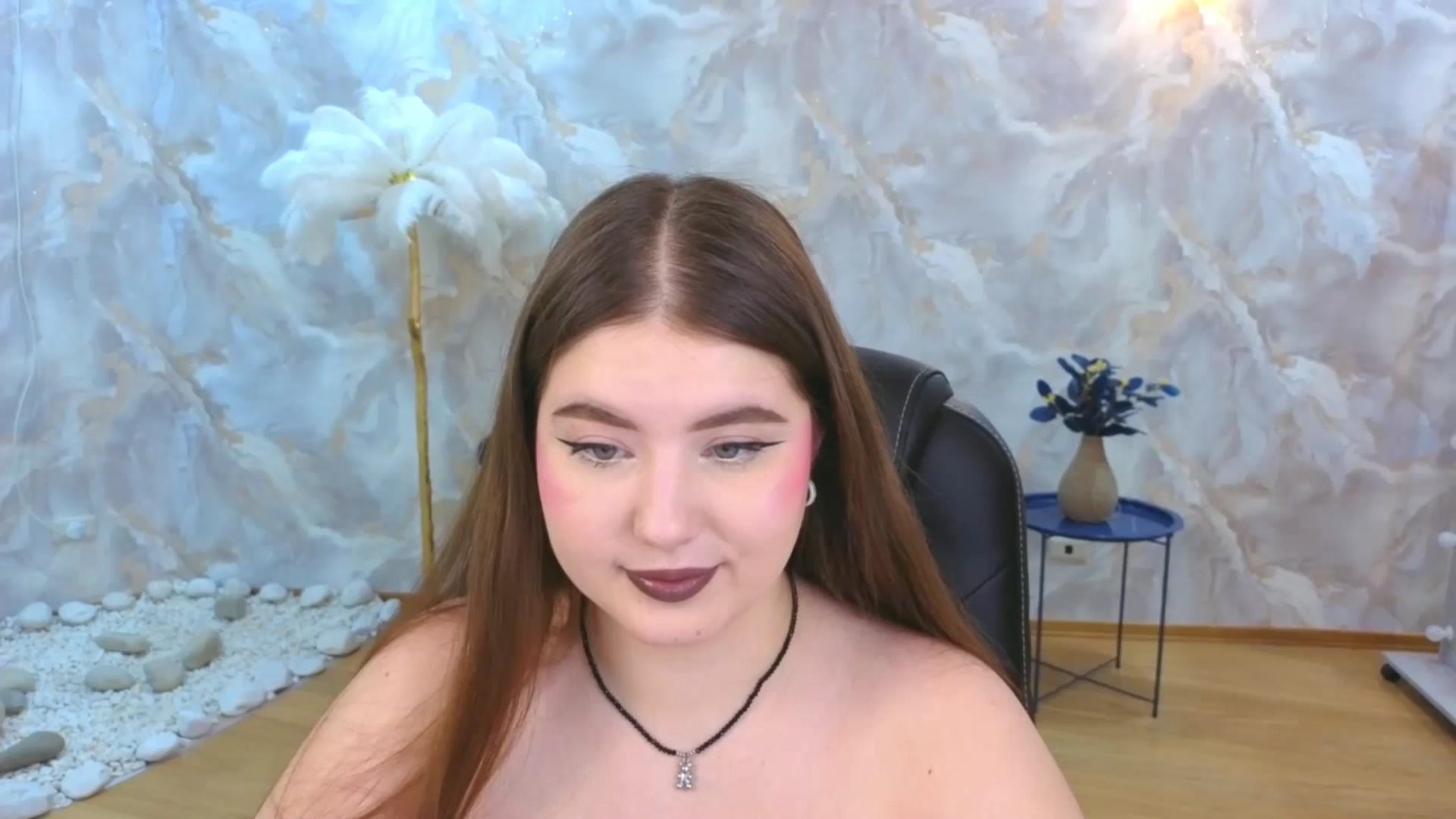 Gallery image thumbnail from EnigmaVeil's myfreecams stream on, 12/05/2025, 21:47 image 20 of 20
