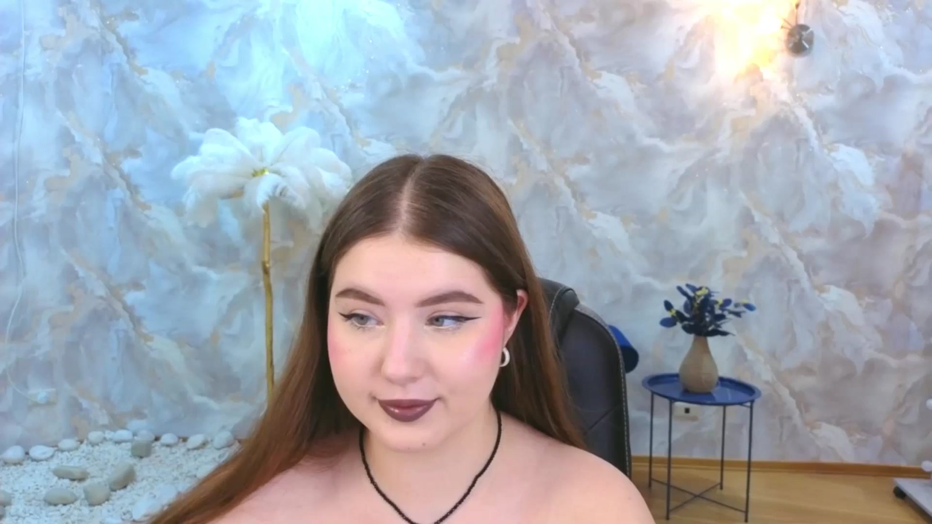 Gallery image thumbnail from EnigmaVeil's myfreecams stream on, 12/05/2025, 21:47 image 13 of 20