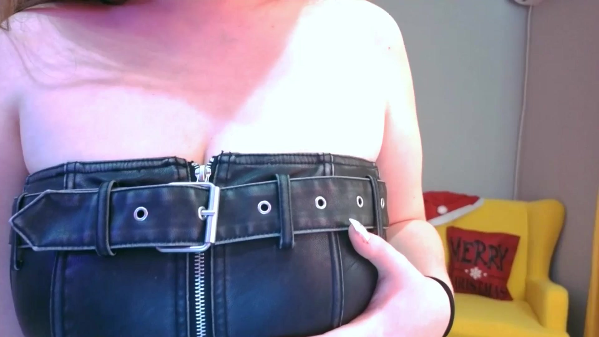 Gallery image thumbnail from EnigmaVeil's myfreecams stream on, 12/10/2025, 09:51 image 5 of 20