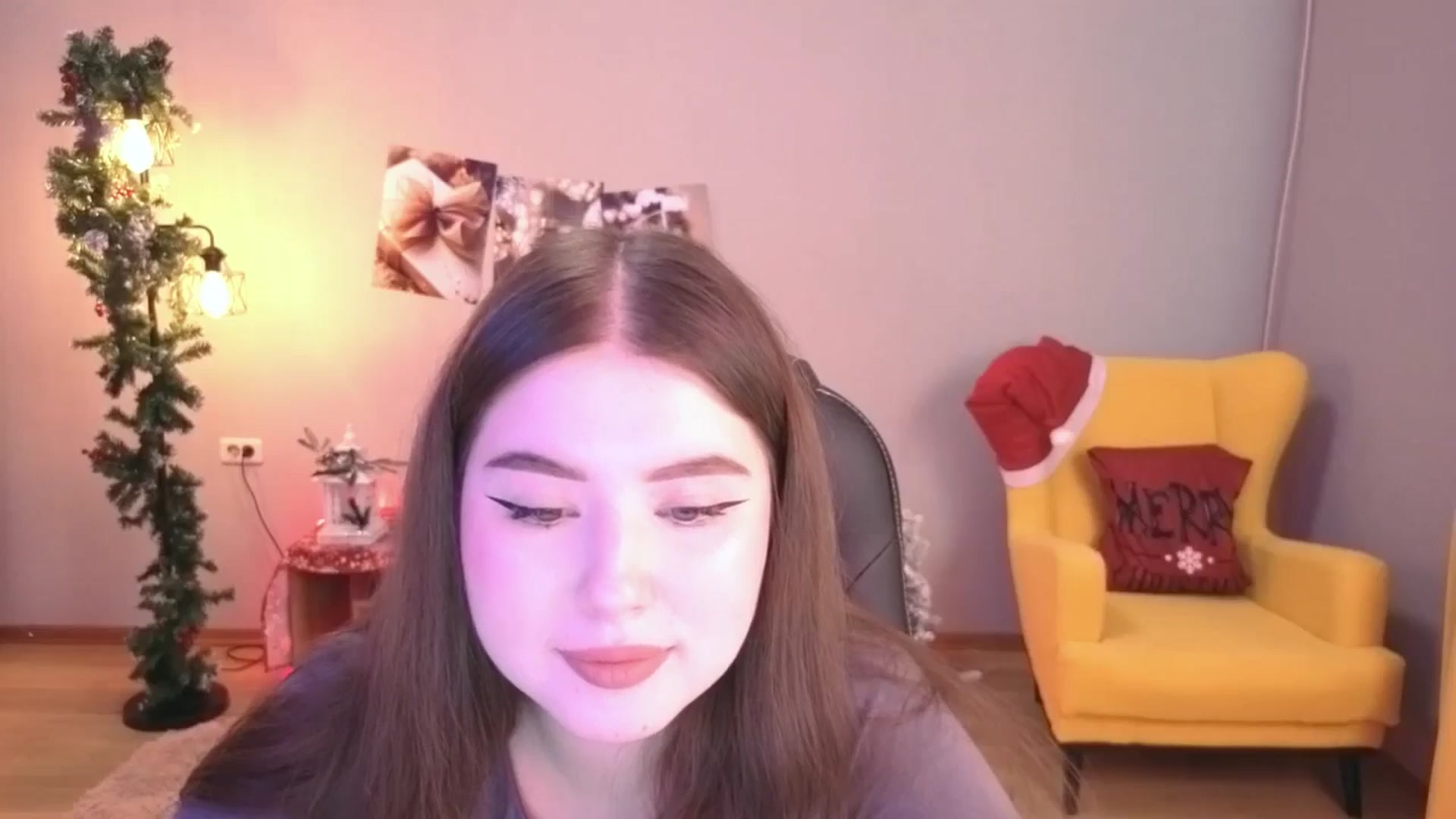 Gallery image thumbnail from EnigmaVeil's myfreecams stream on, 12/14/2025, 23:48 image 16 of 20