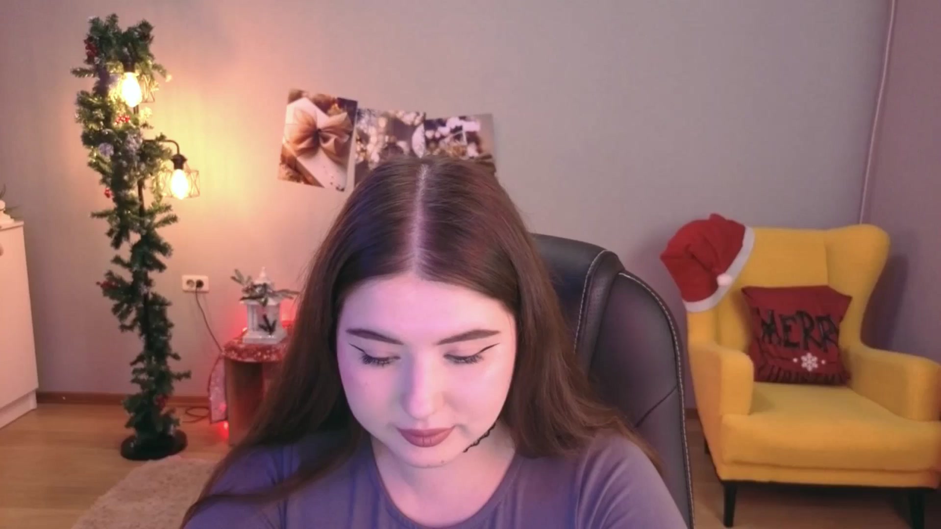Gallery image thumbnail from EnigmaVeil's myfreecams stream on, 12/14/2025, 23:48 image 3 of 20