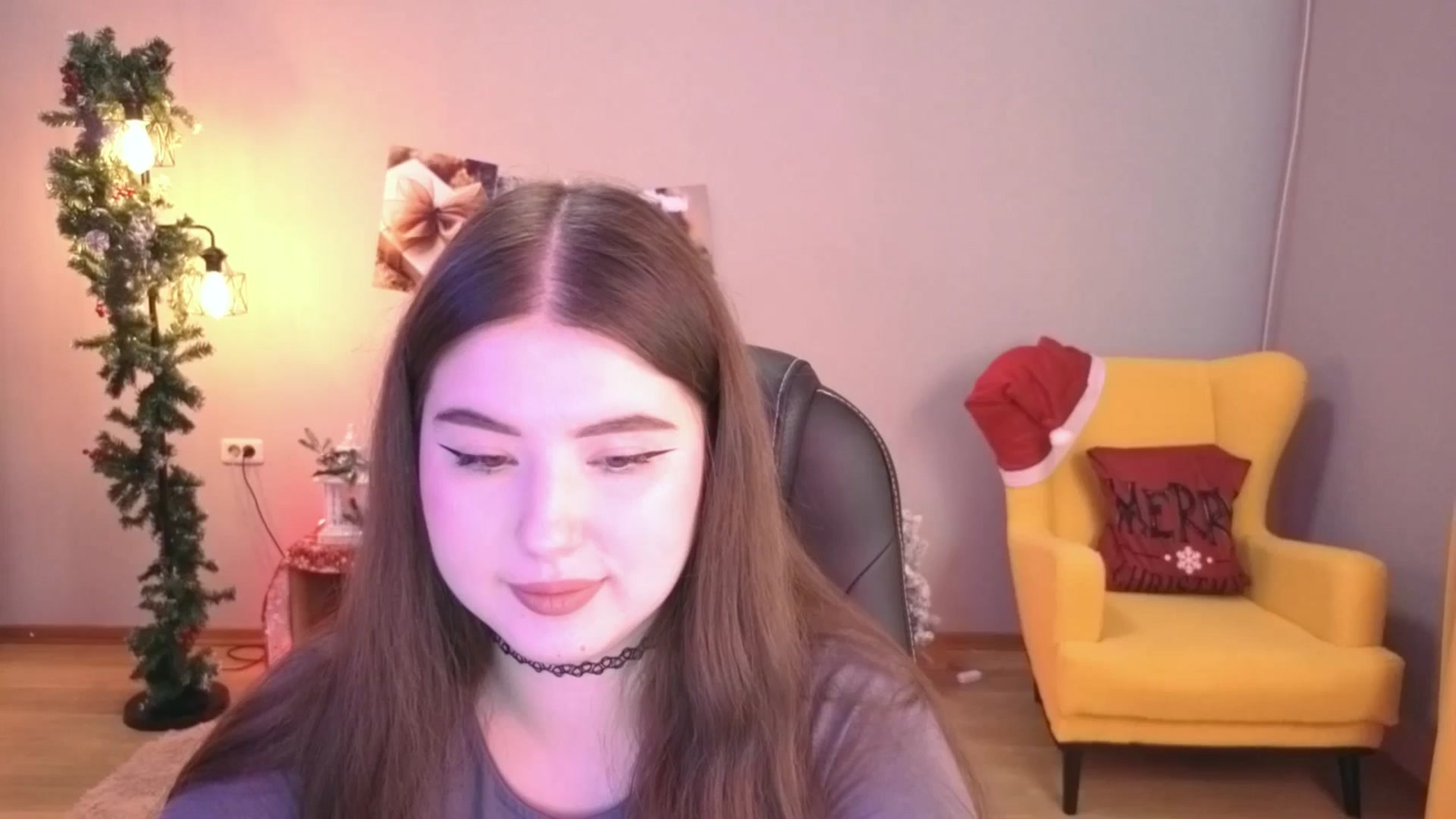 Gallery image thumbnail from EnigmaVeil's myfreecams stream on, 12/14/2025, 23:48 image 15 of 20