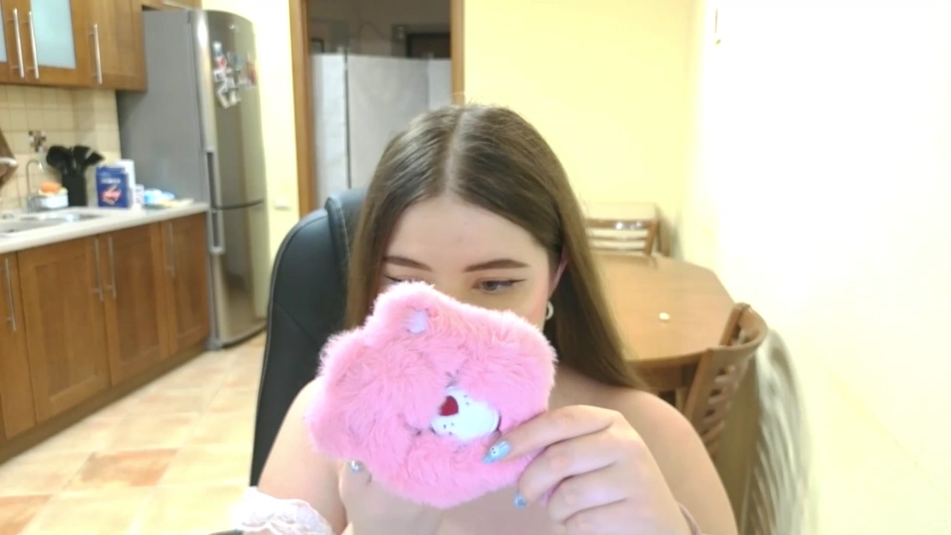 Gallery image thumbnail from EnigmaVeil's myfreecams stream on, 12/17/2025, 08:33 image 9 of 20