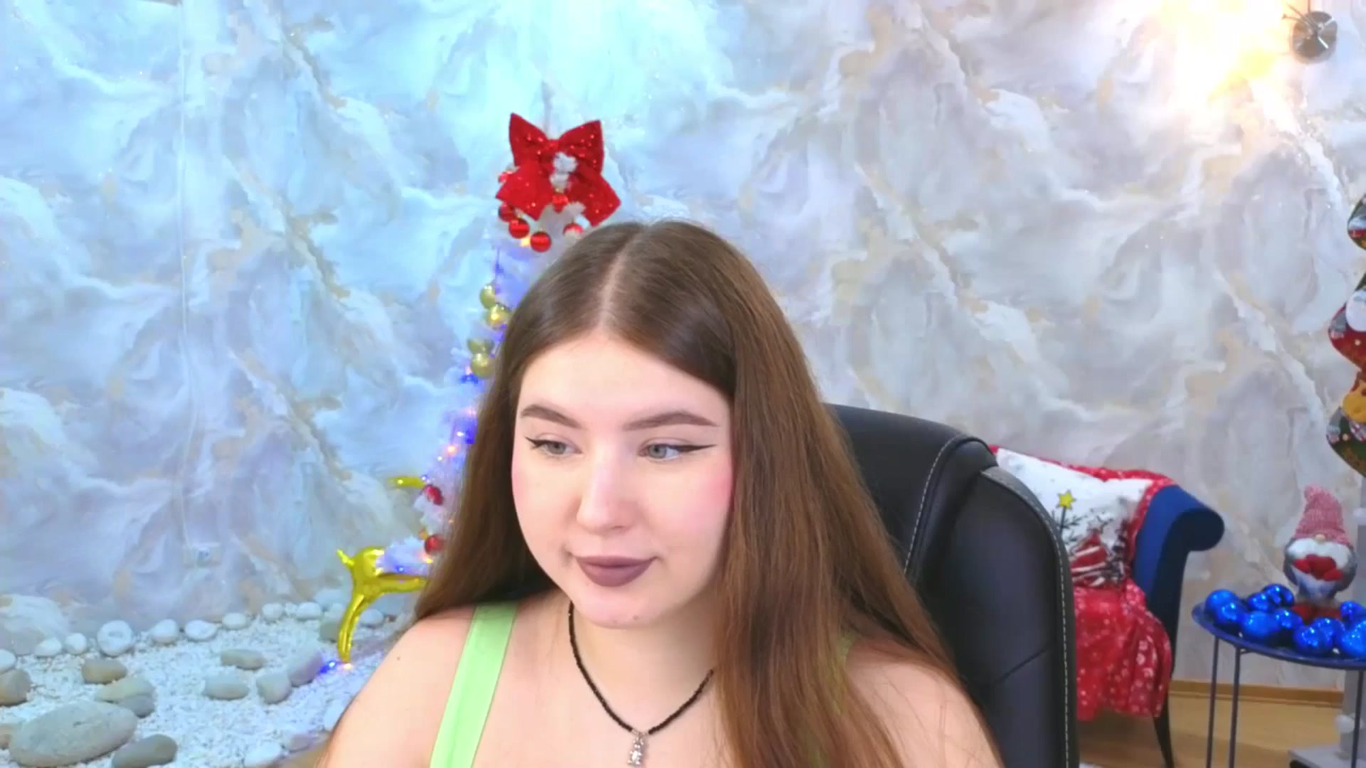 Gallery image thumbnail from EnigmaVeil's myfreecams stream on, 12/19/2025, 21:07 image 8 of 20