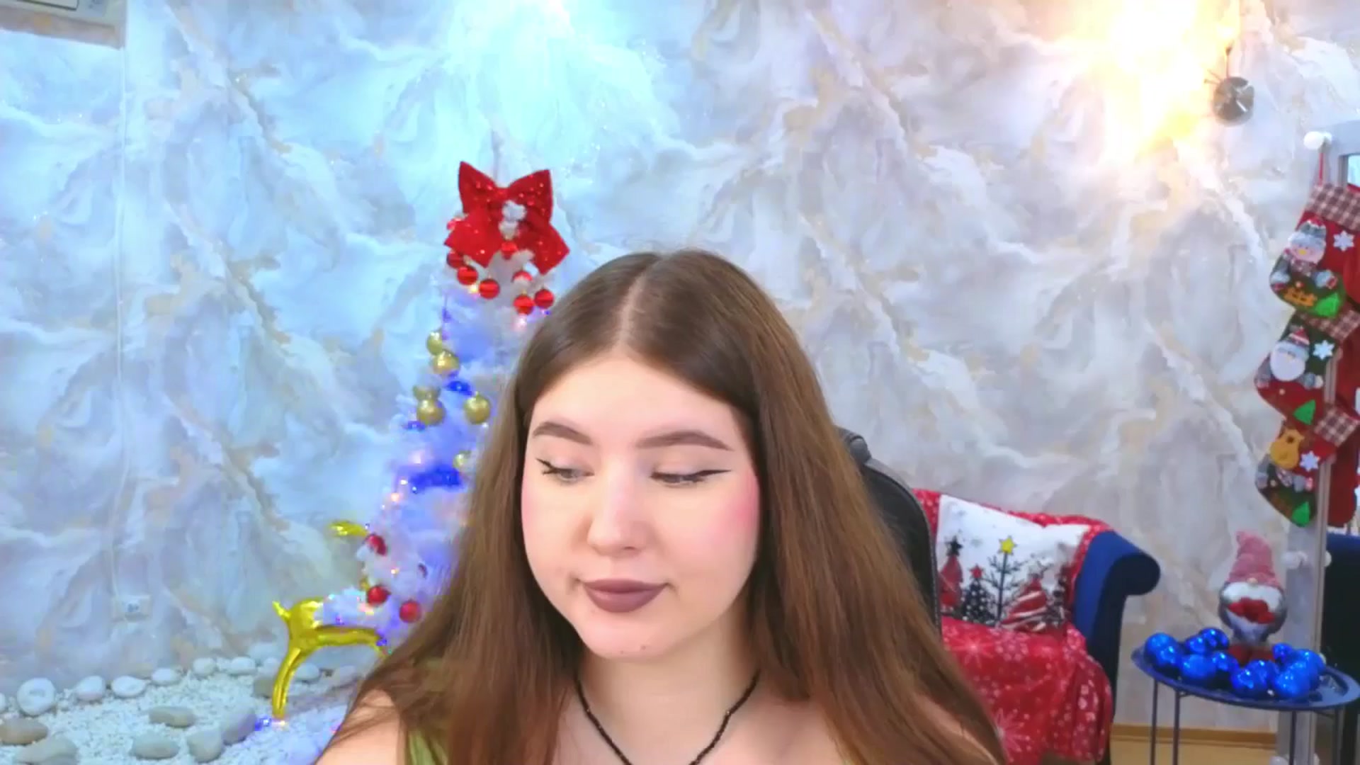 Gallery image thumbnail from EnigmaVeil's myfreecams stream on, 12/19/2025, 21:47 image 18 of 20