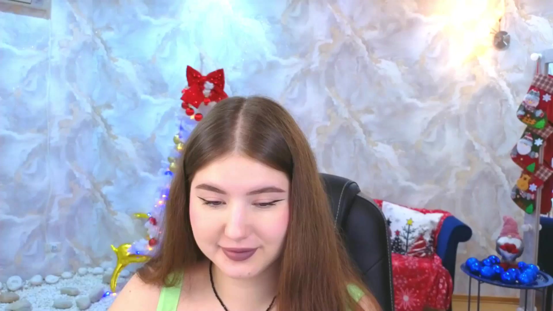 Gallery image thumbnail from EnigmaVeil's myfreecams stream on, 12/19/2025, 21:47 image 5 of 20
