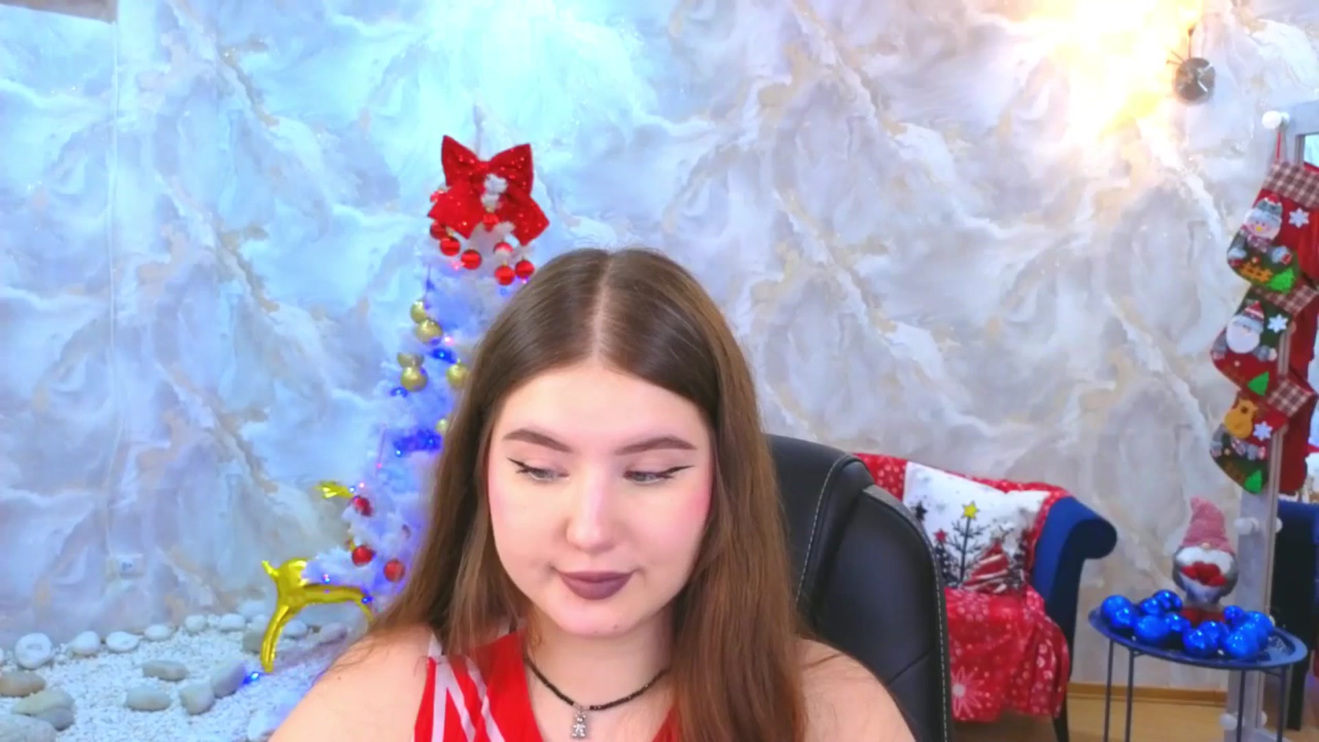 Gallery image thumbnail from EnigmaVeil's myfreecams stream on, 12/19/2025, 23:08 image 18 of 20