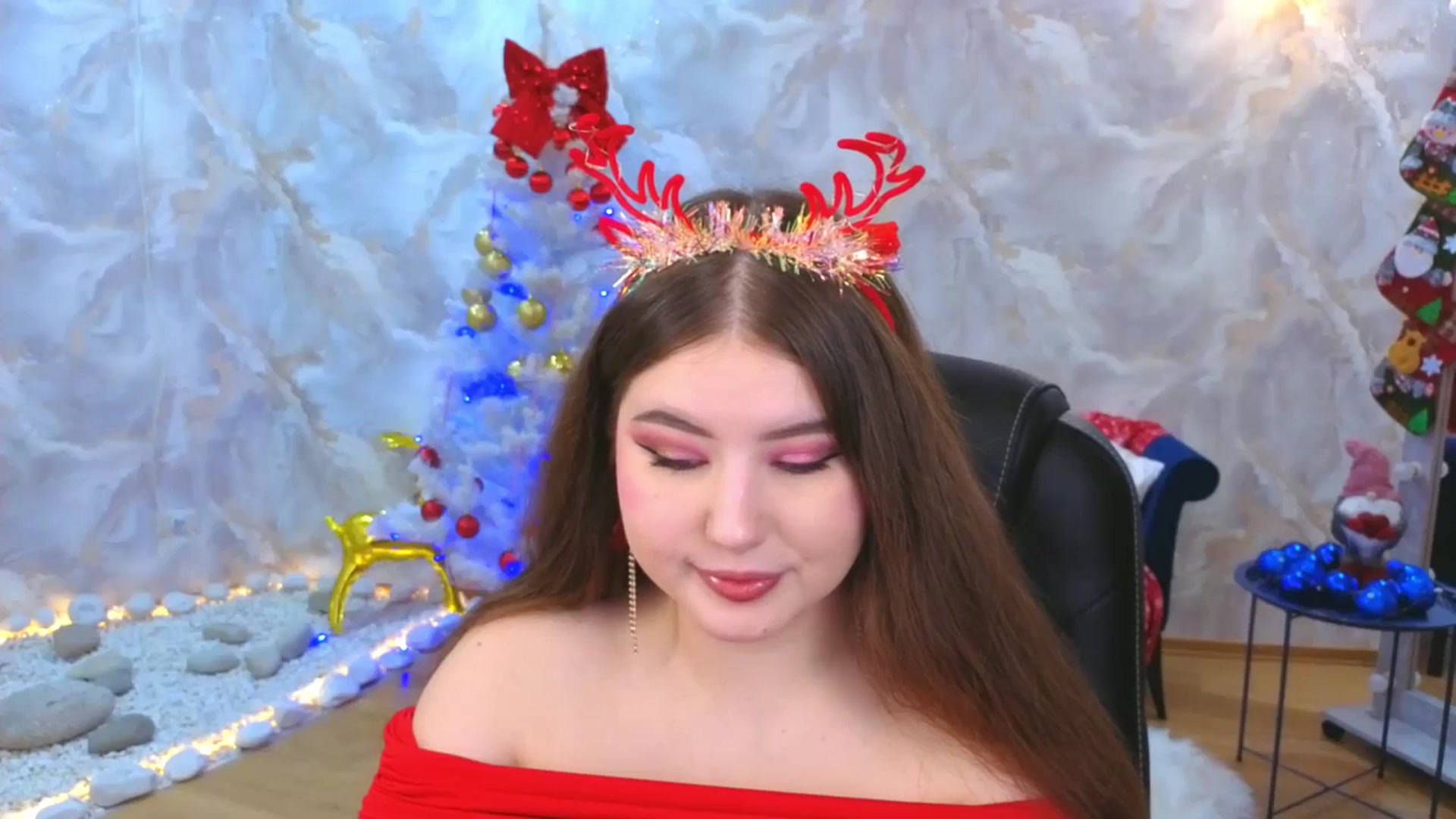 Gallery image thumbnail from EnigmaVeil's myfreecams stream on, 12/21/2025, 19:04 image 17 of 20