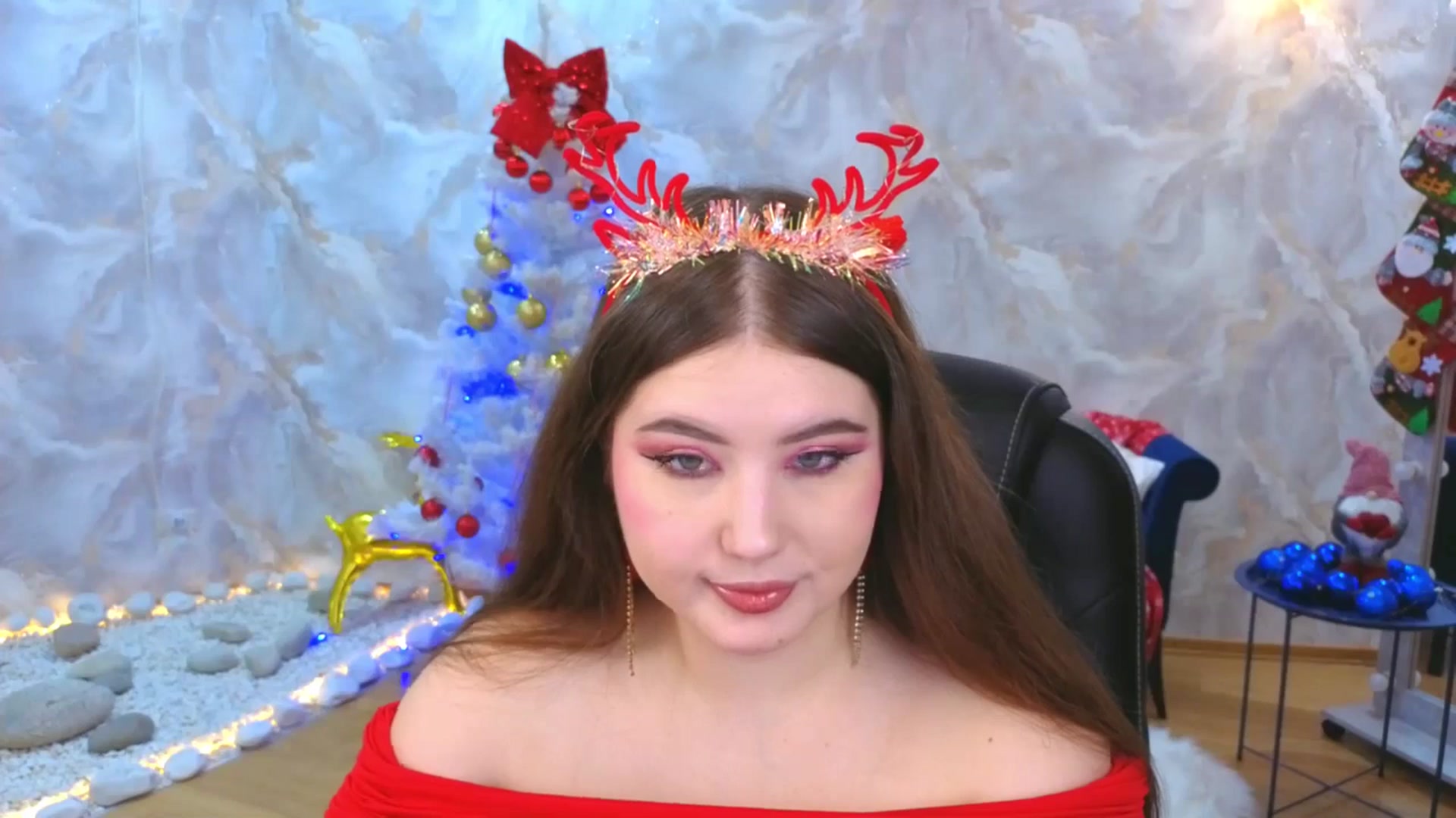 Gallery image thumbnail from EnigmaVeil's myfreecams stream on, 12/21/2025, 19:04 image 15 of 20