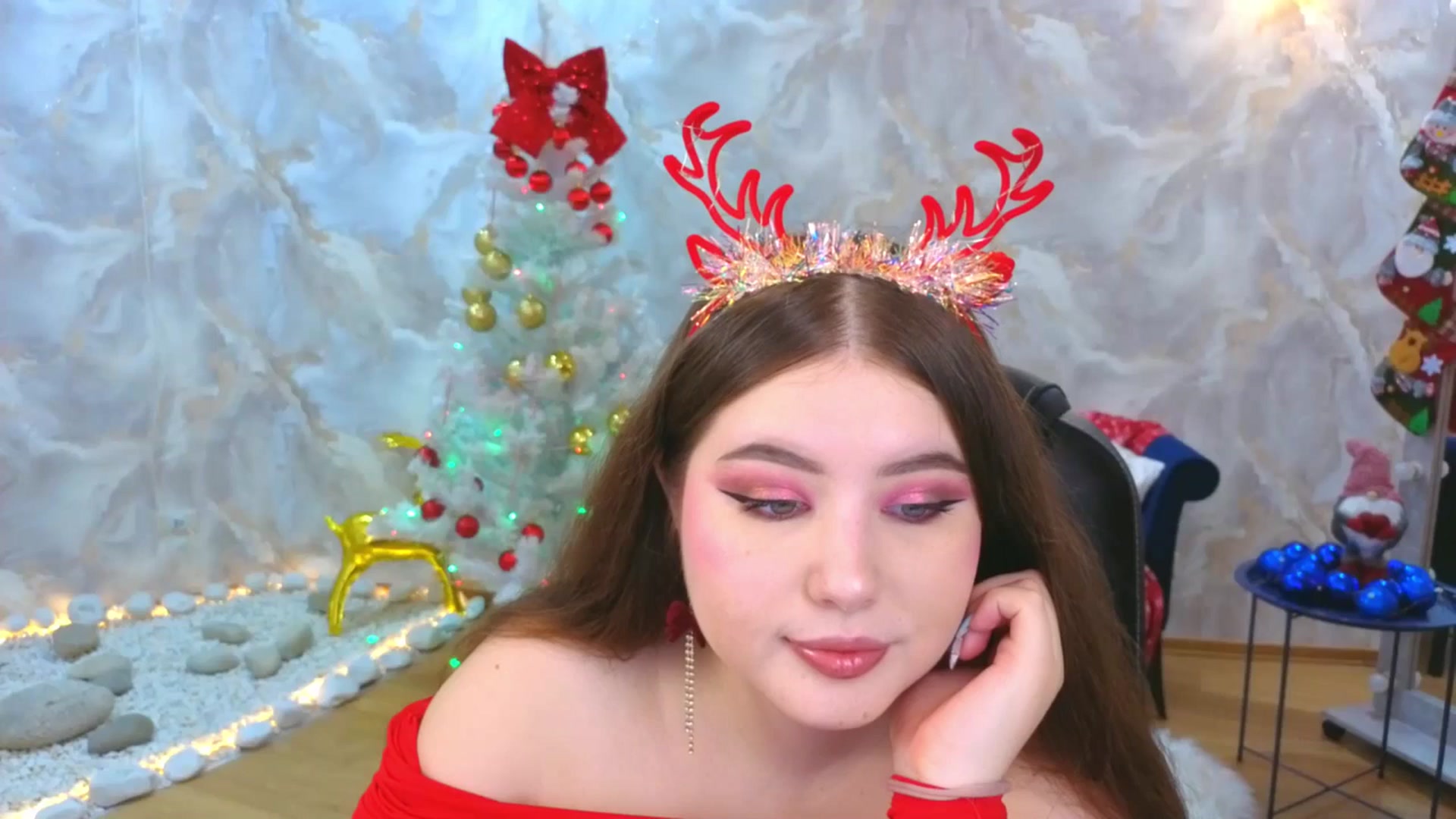 Gallery image thumbnail from EnigmaVeil's myfreecams stream on, 12/21/2025, 19:04 image 16 of 20